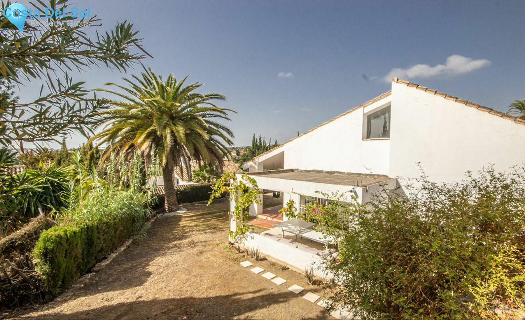 Detached Villa in Nueva Andalucía-1441851