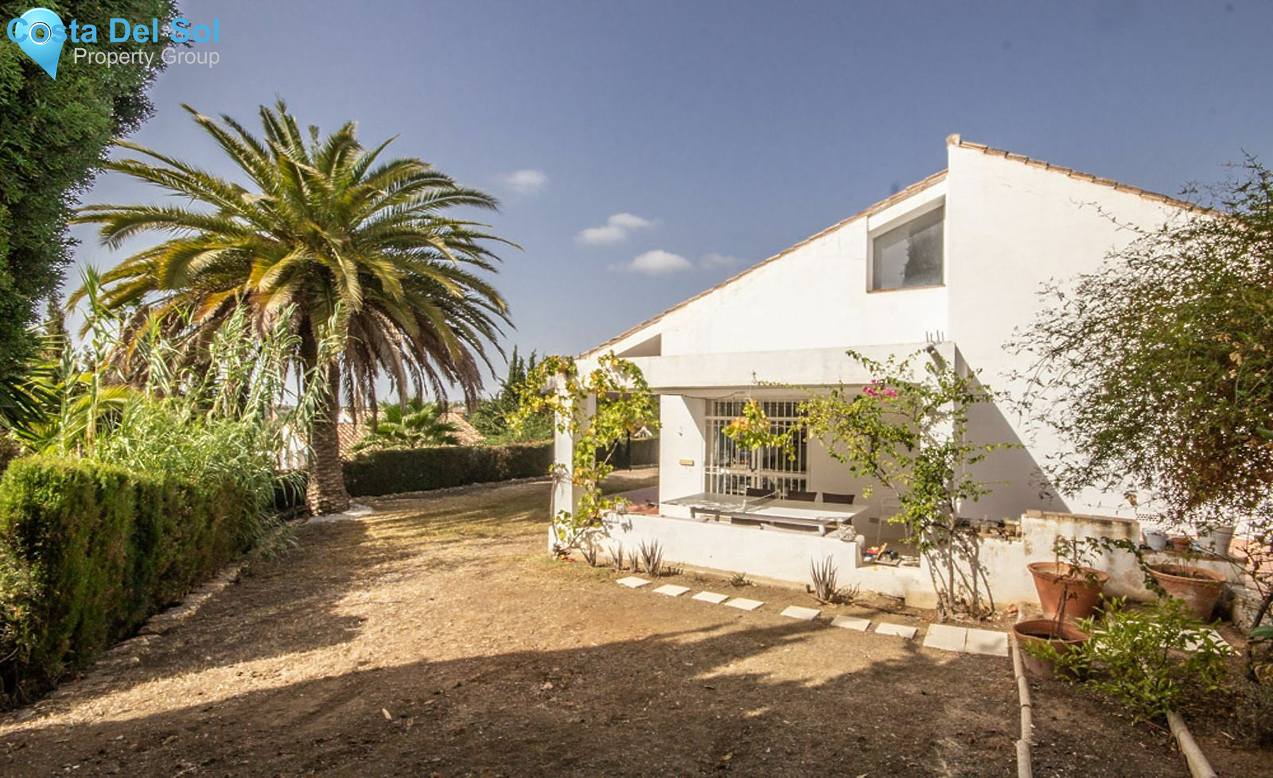Detached Villa in Nueva Andalucía-1441856
