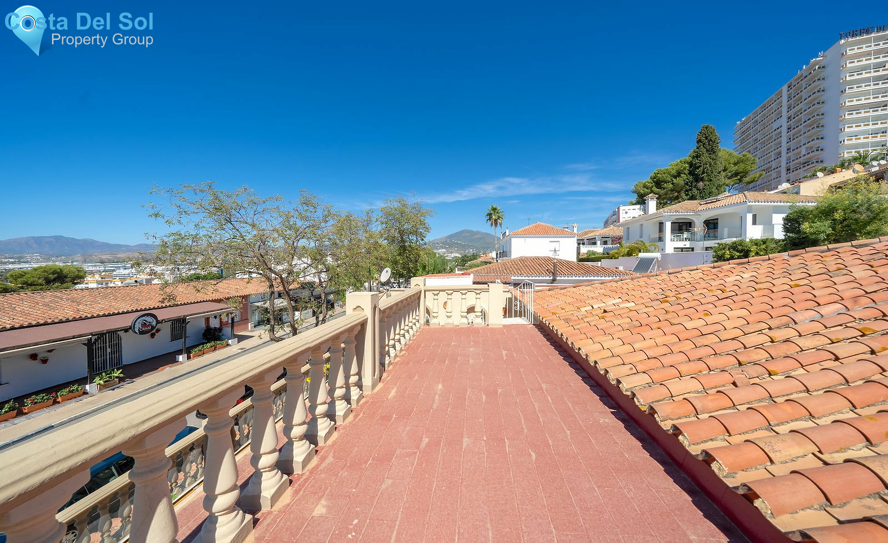 Detached Villa in Nueva Andalucía-1447815
