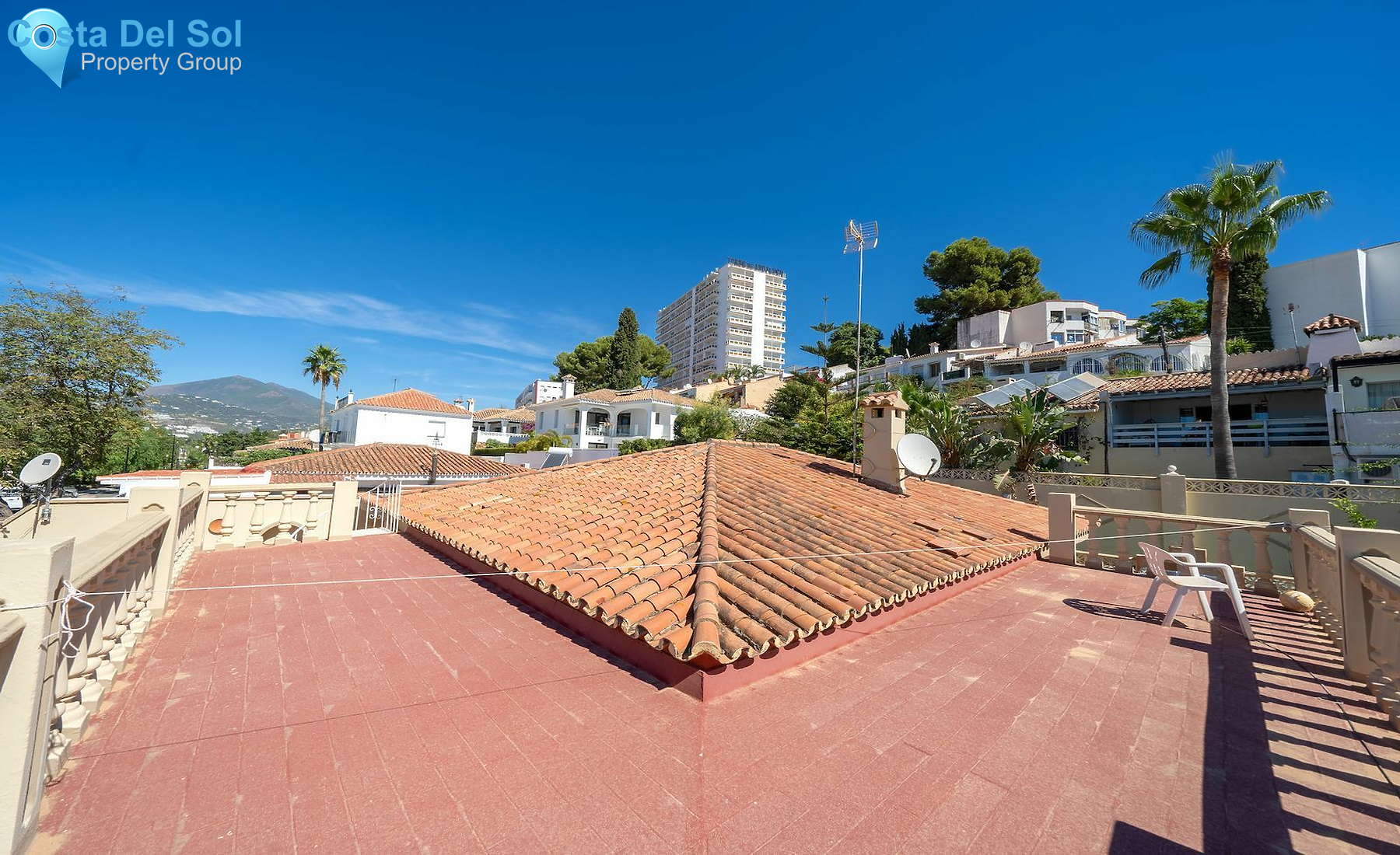 Detached Villa in Nueva Andalucía-1447816