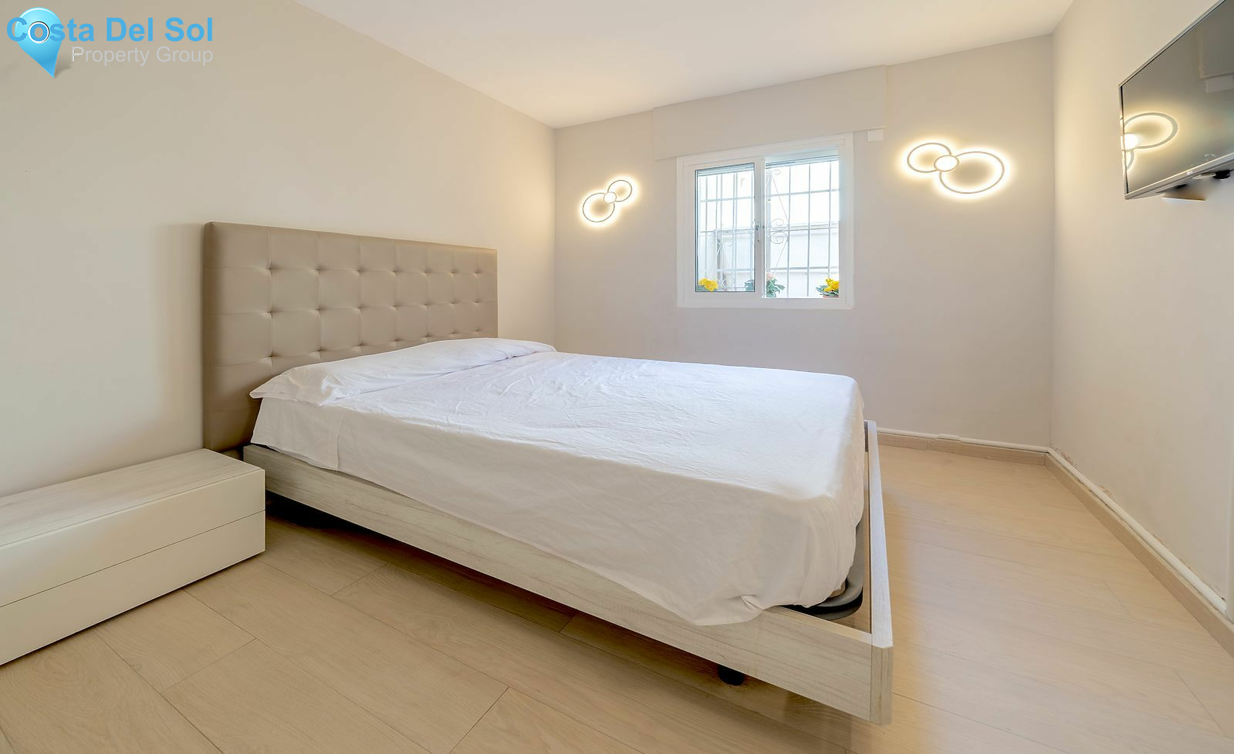 Detached Villa in Nueva Andalucía-1447805