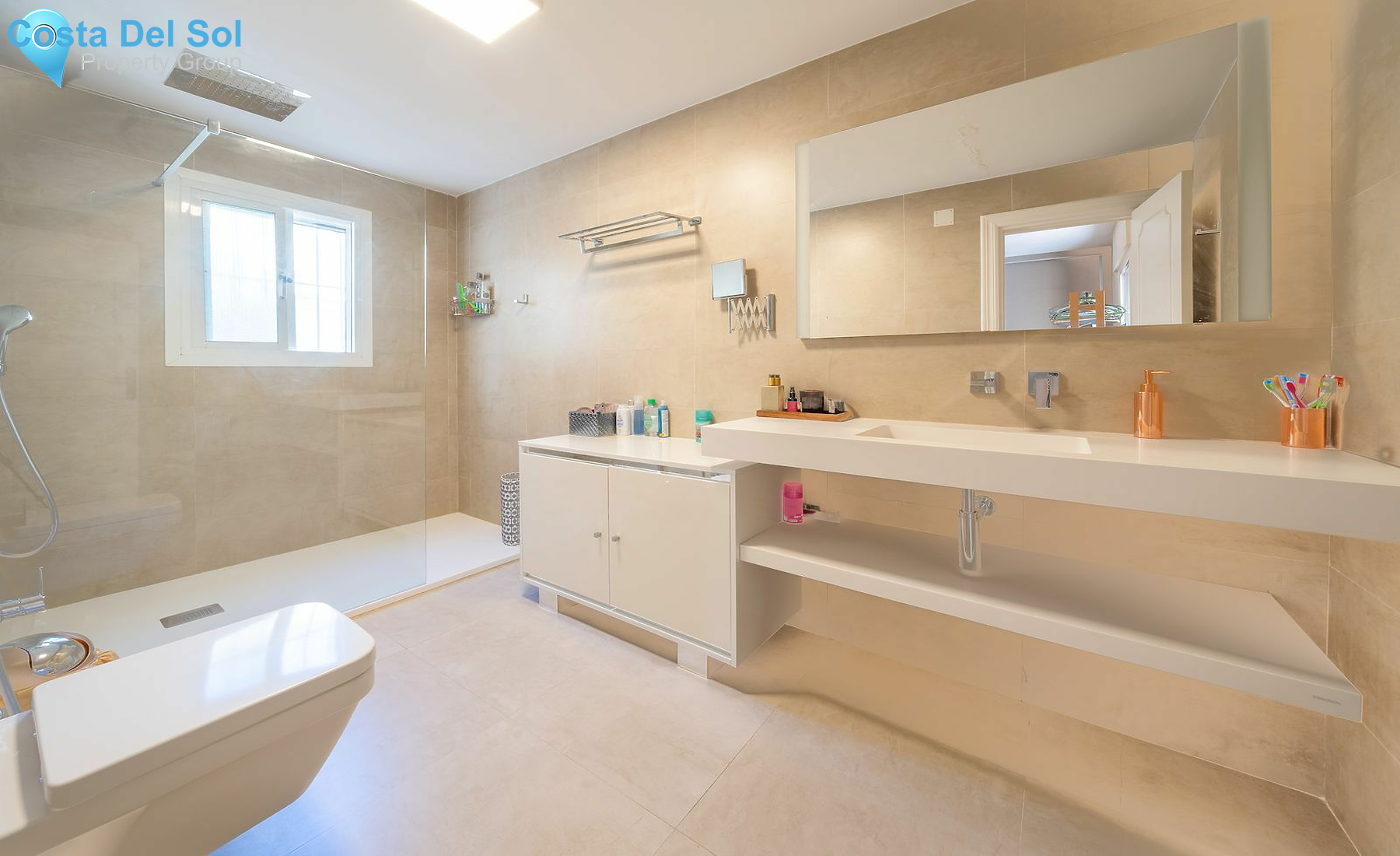 Detached Villa in Nueva Andalucía-1447811