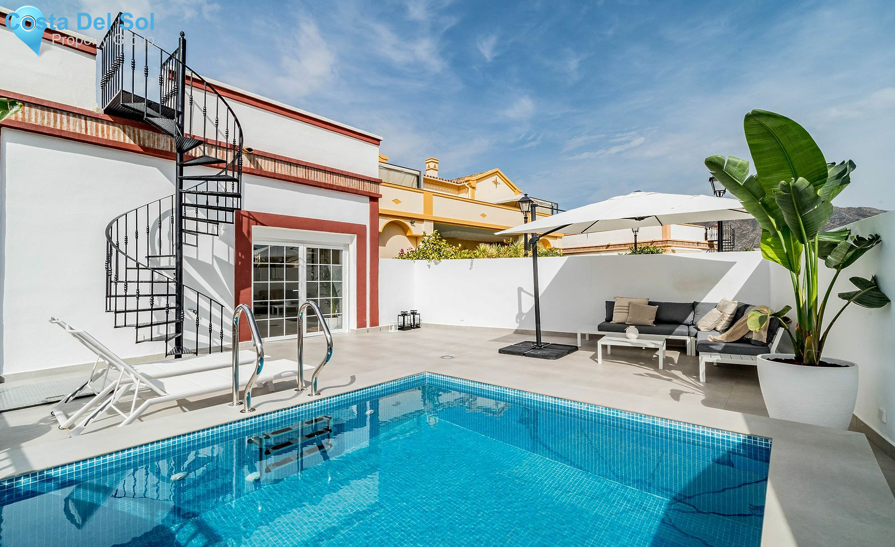 Detached Villa in Nueva Andalucía-1483440