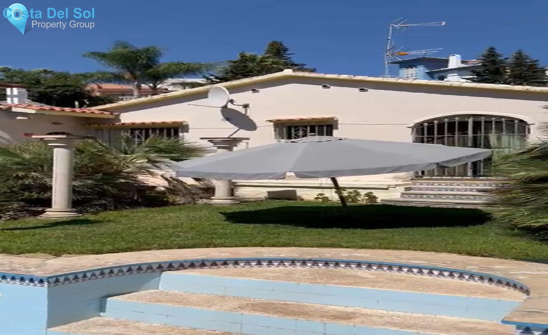 Detached Villa in Nueva Andalucía-1485822