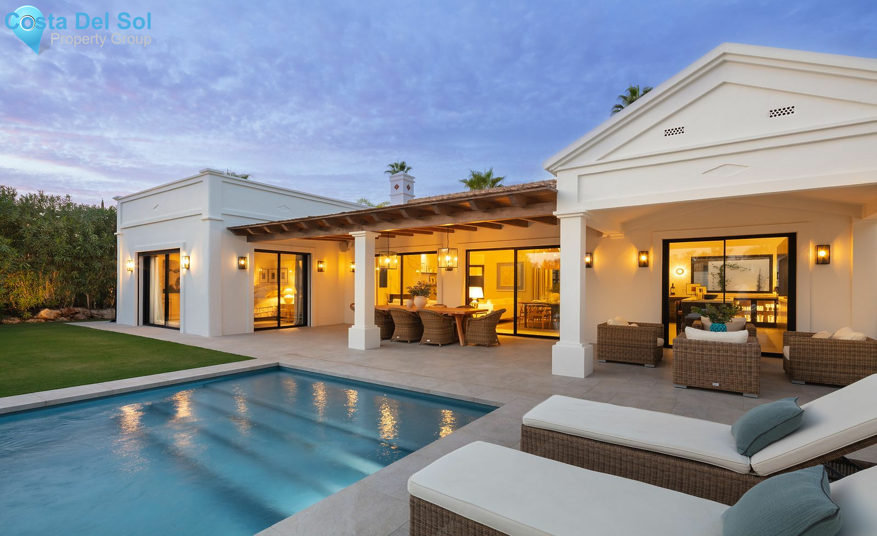 Detached Villa in Nueva Andalucía