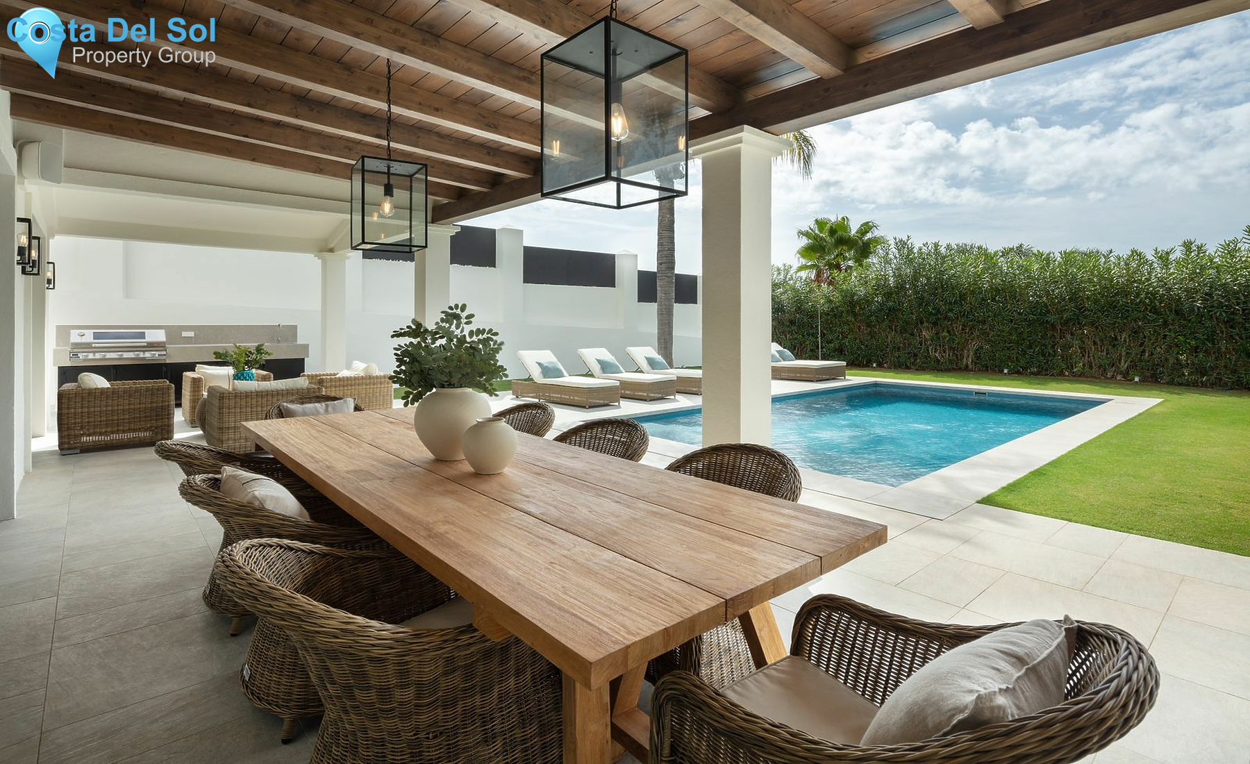 Detached Villa in Nueva Andalucía-1497663