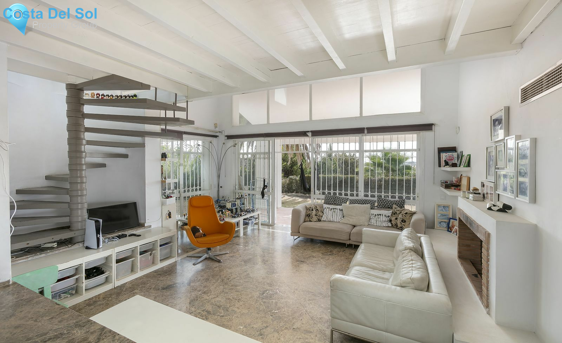 Detached Villa in Nueva Andalucía-1546801