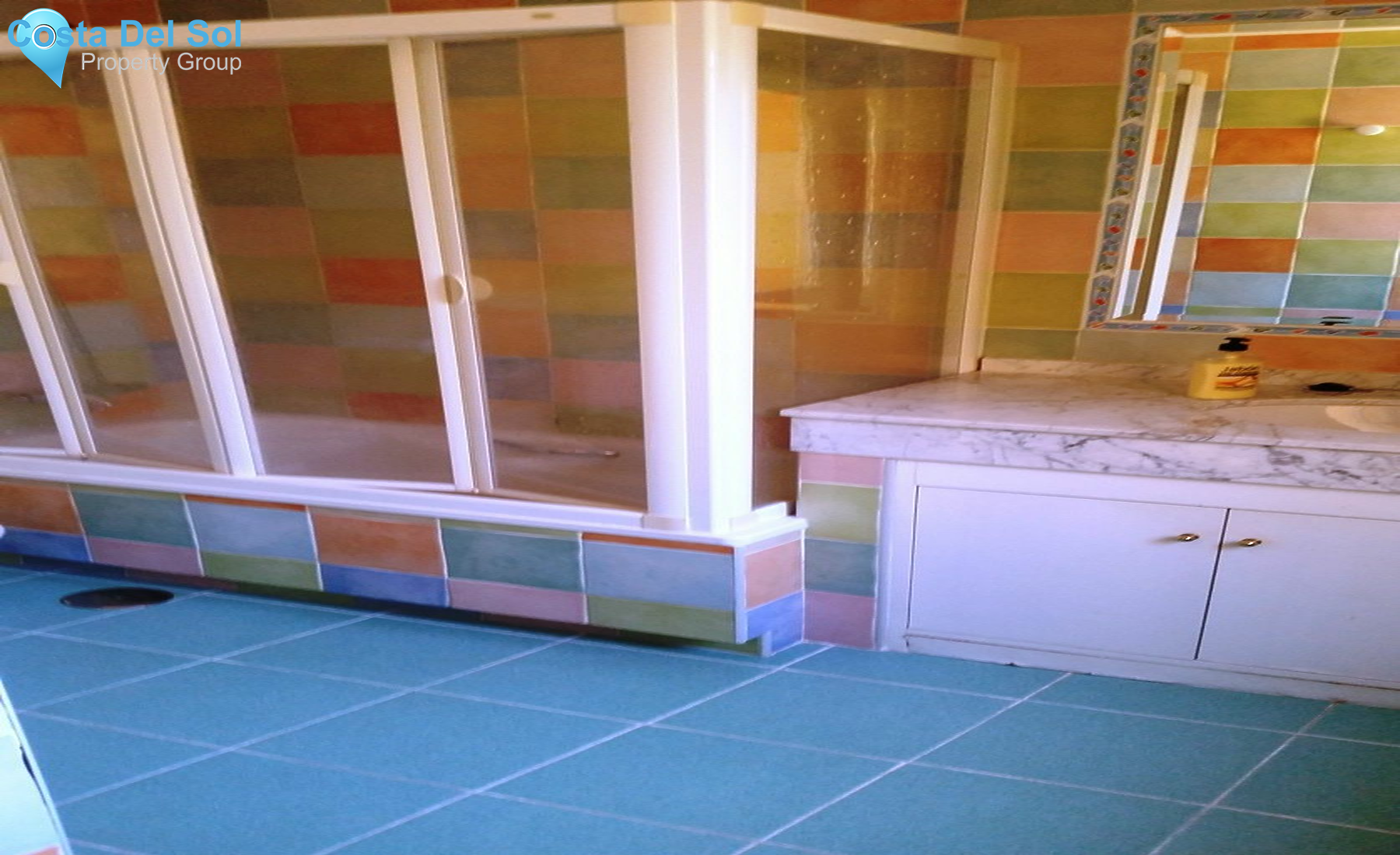 Detached Villa in Rincón de la Victoria-1233717