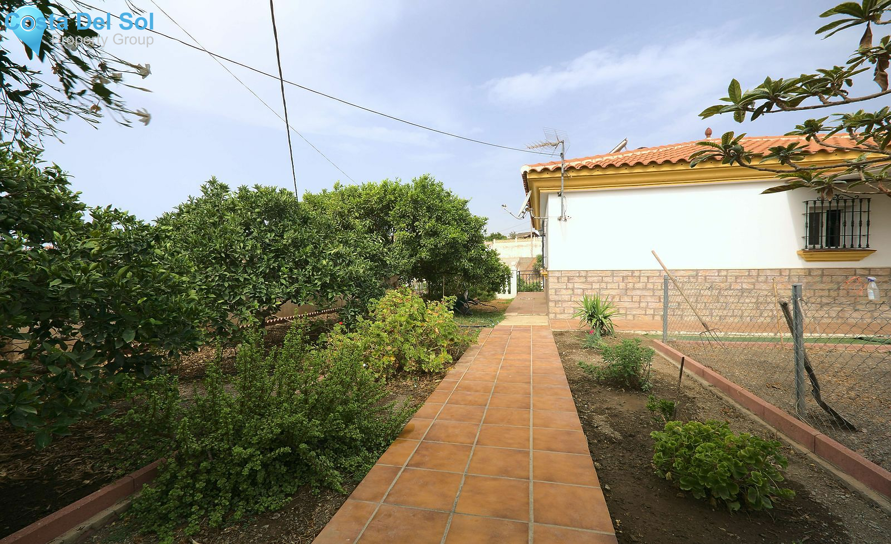 Detached Villa in Rincón de la Victoria-1420477
