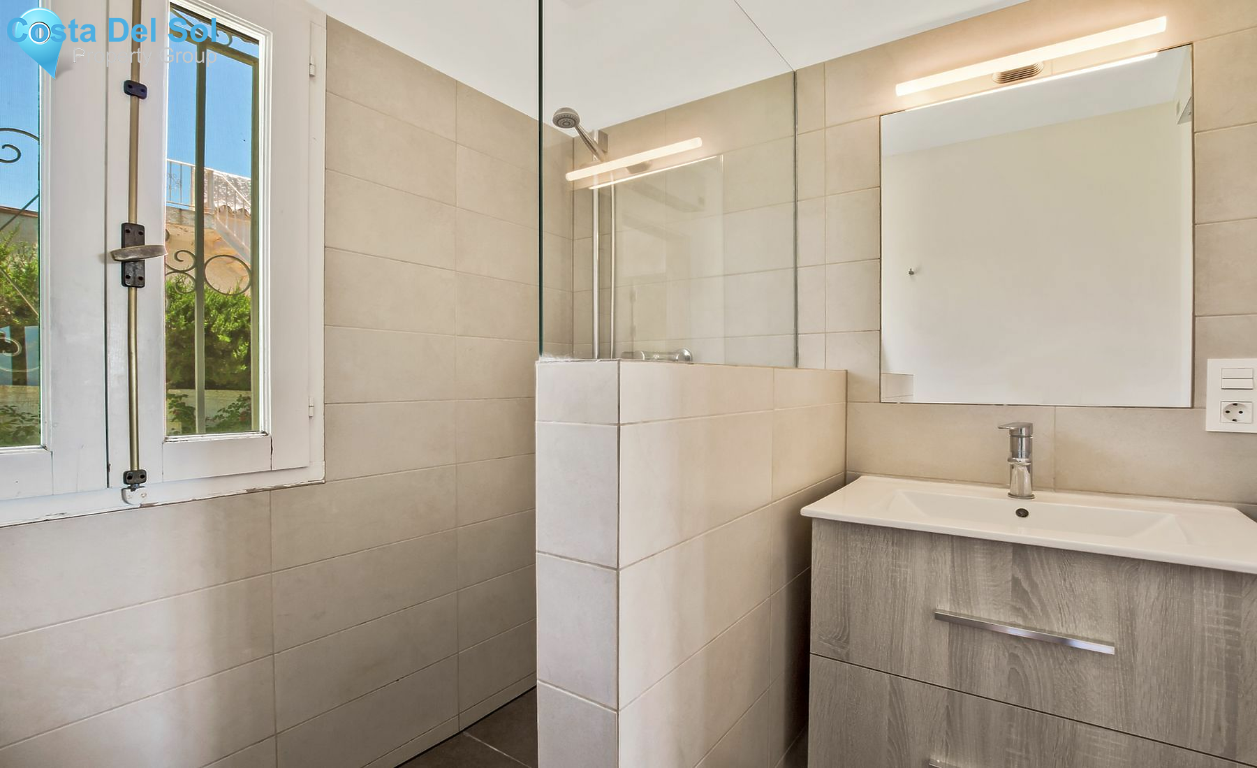 Detached Villa in Rincón de la Victoria-1472232