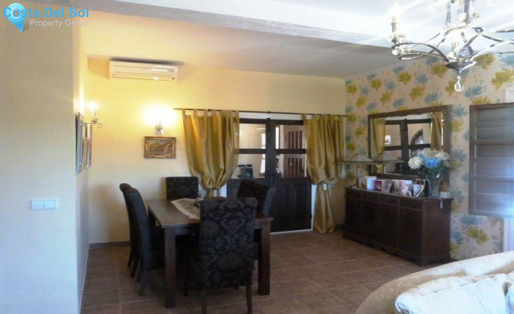 Detached Villa in Riogordo-1233815