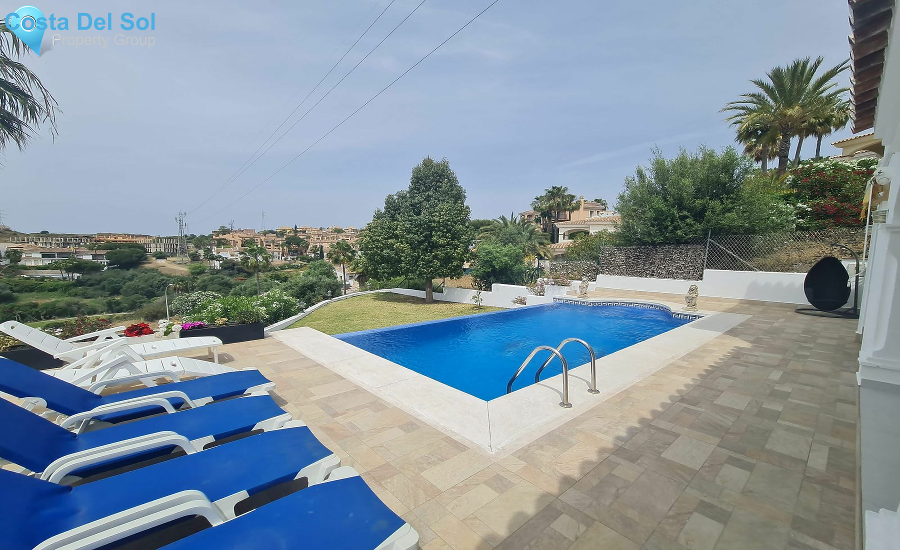 Detached Villa in Riviera del Sol-1138178