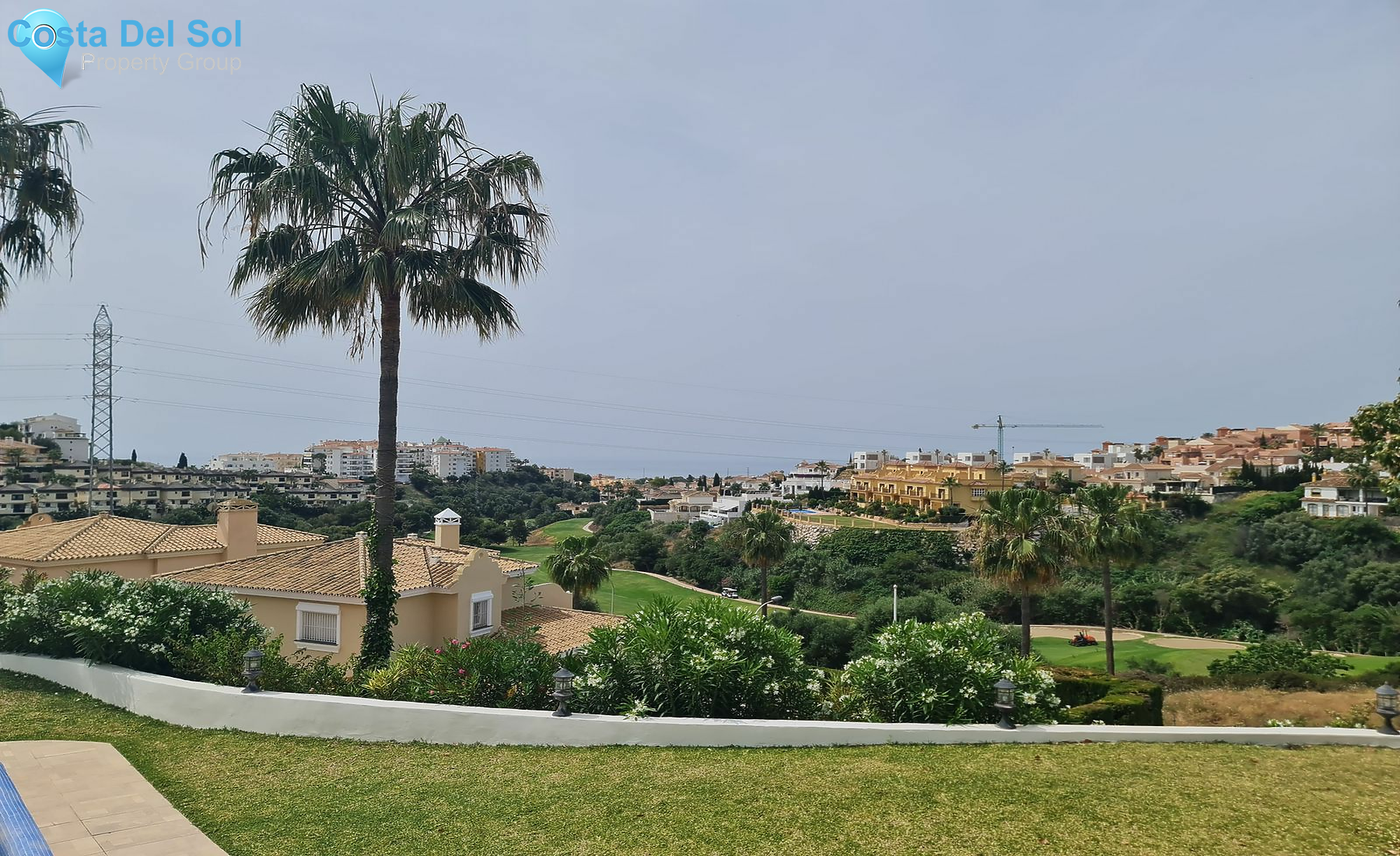 Detached Villa in Riviera del Sol-1138167