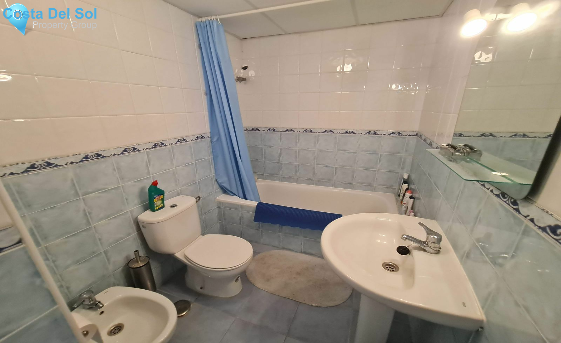 Detached Villa in Riviera del Sol-1162036