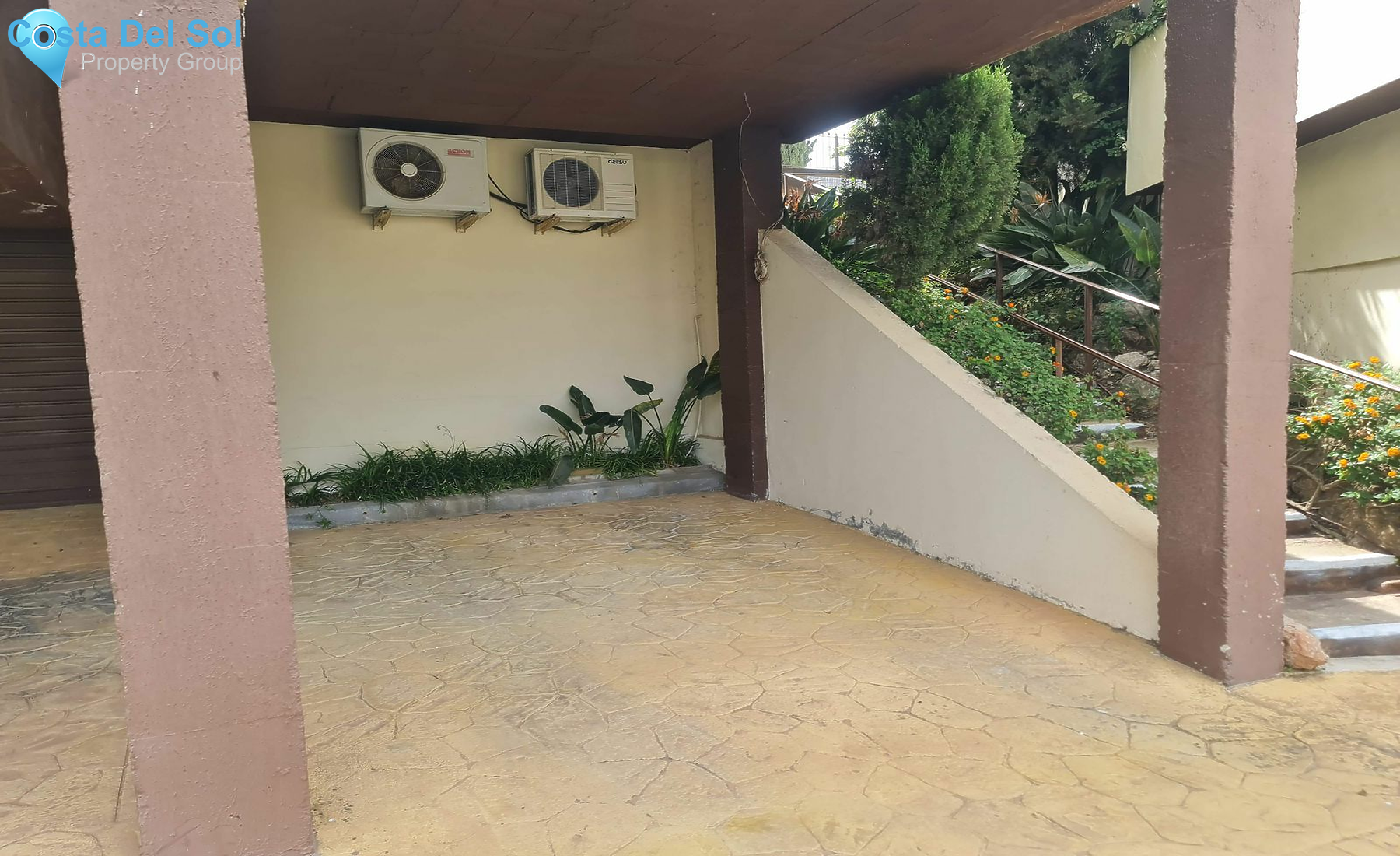 Detached Villa in Riviera del Sol-1162038