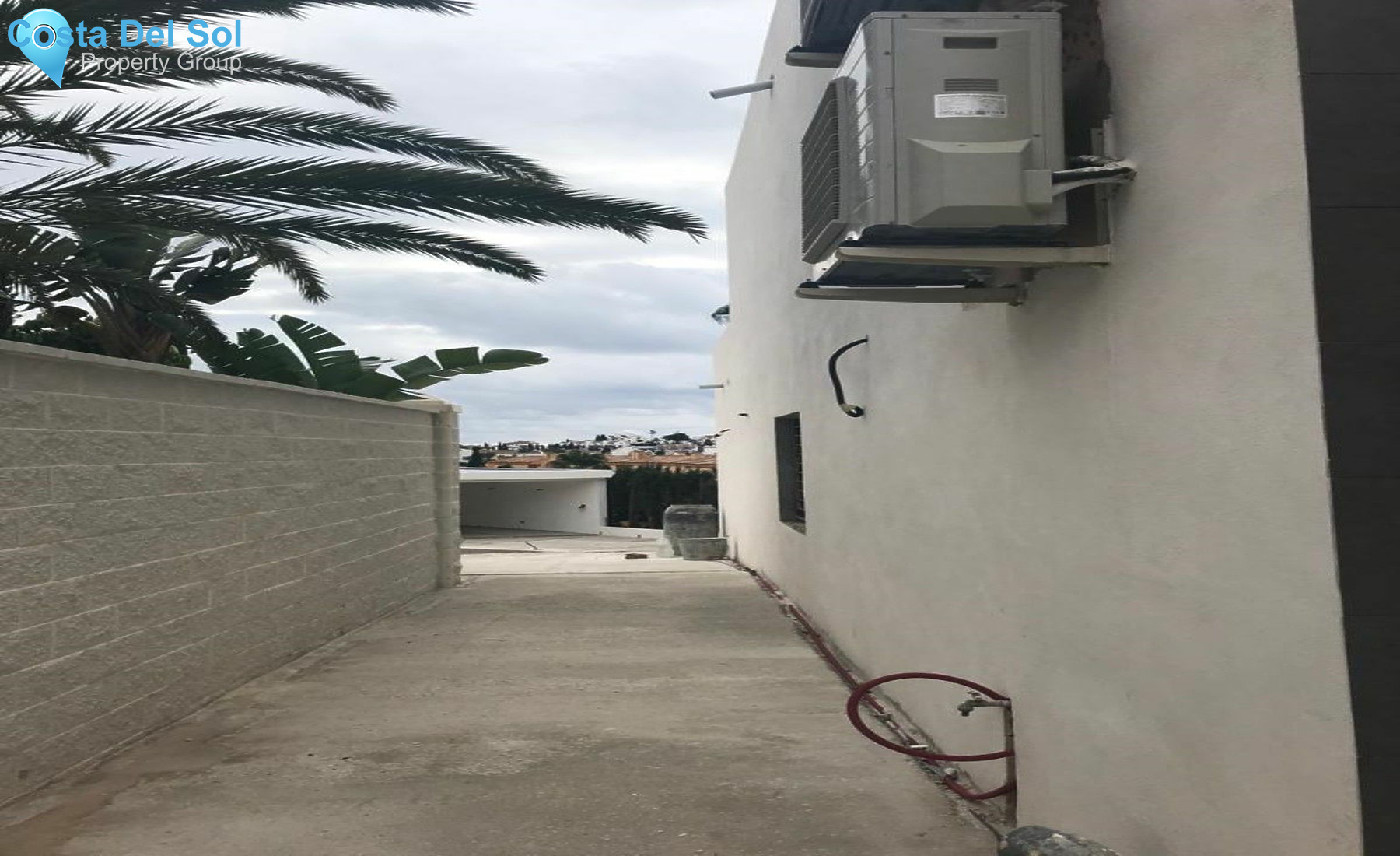 Detached Villa in Riviera del Sol-1162323