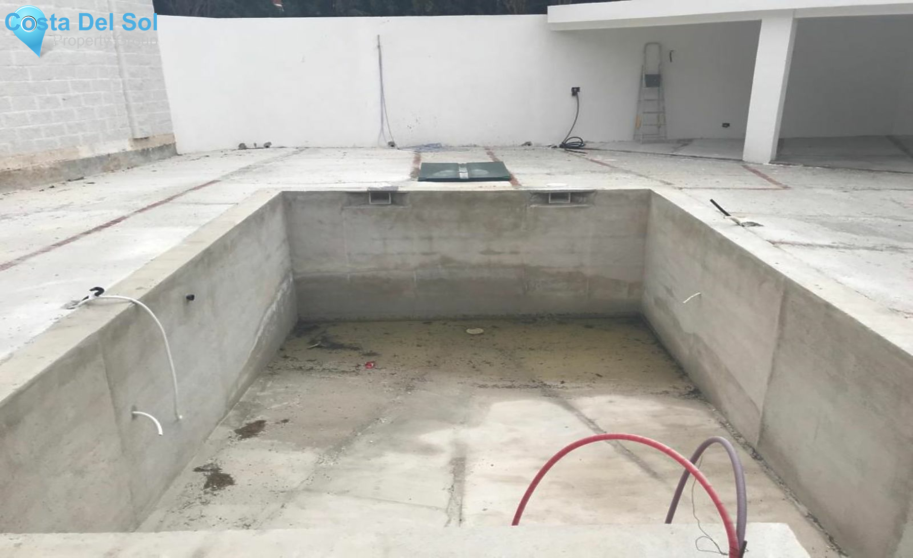 Detached Villa in Riviera del Sol-1162327