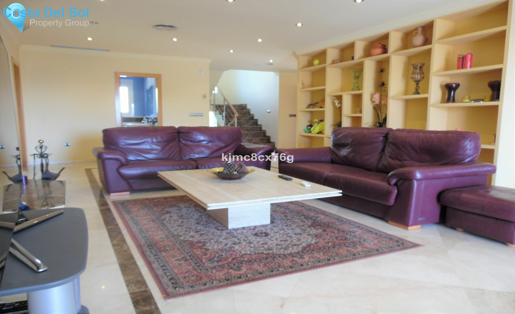 Detached Villa in Riviera del Sol-1215099