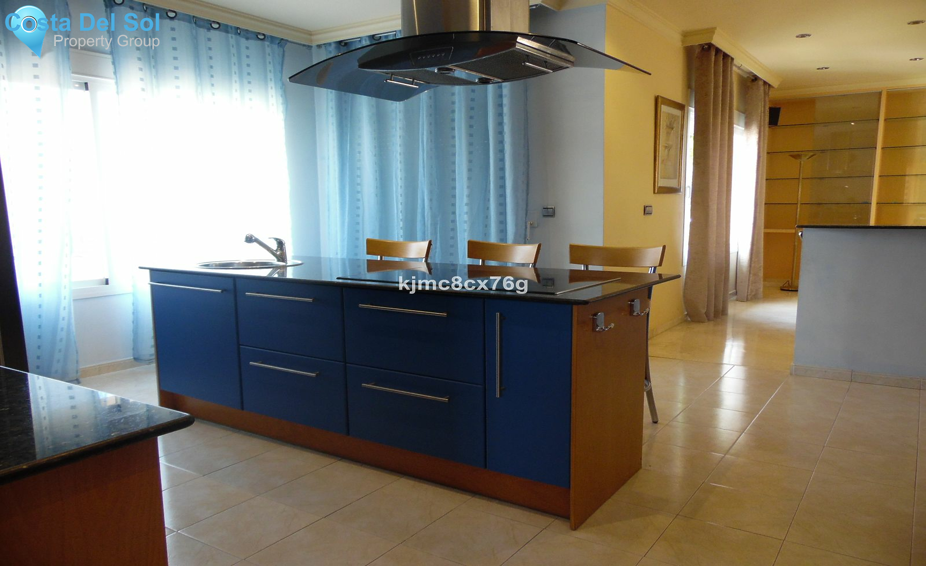 Detached Villa in Riviera del Sol-1215102