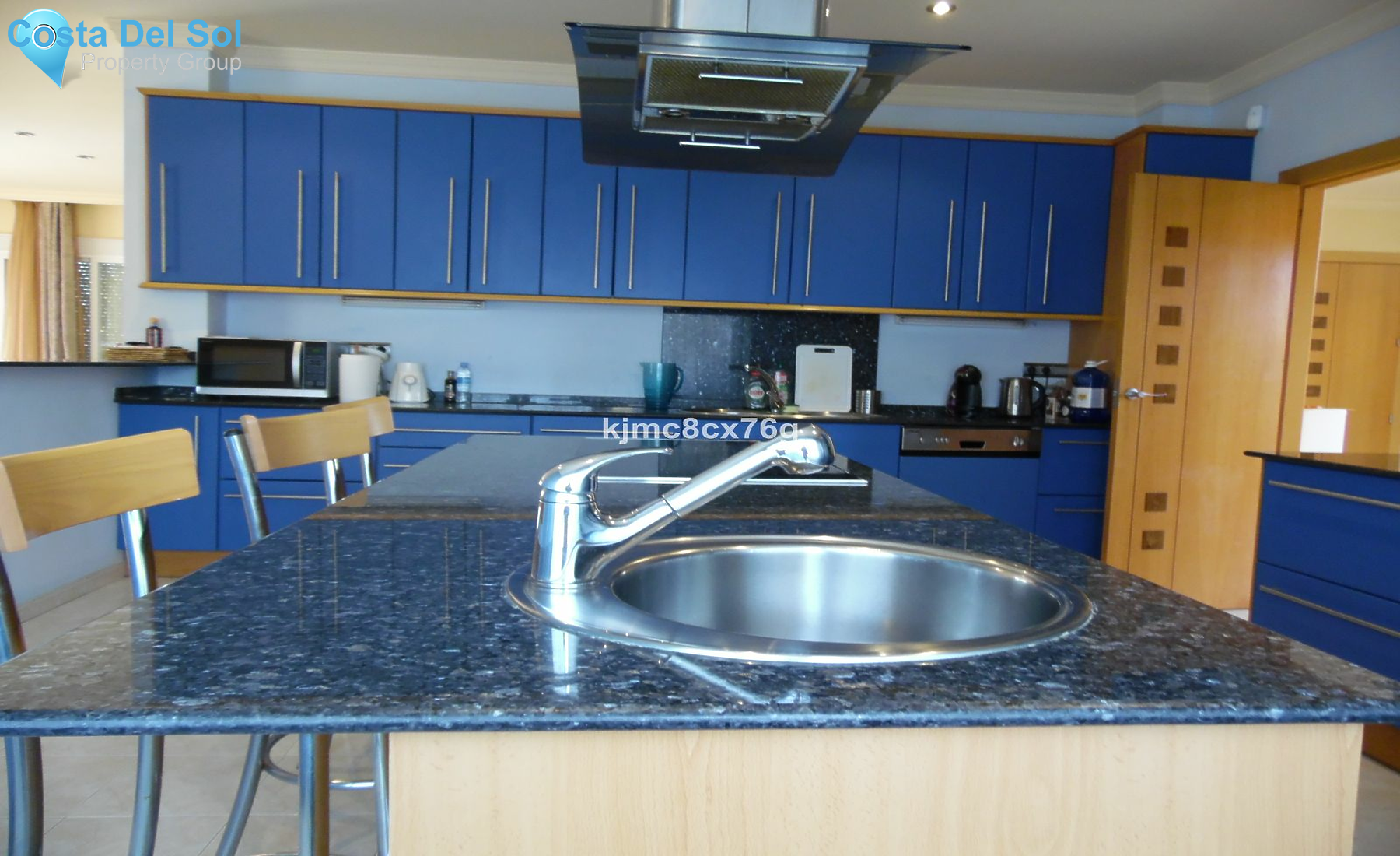 Detached Villa in Riviera del Sol-1215104