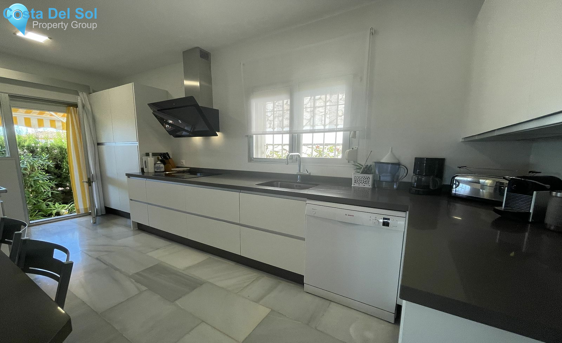 Detached Villa in Riviera del Sol-1474024