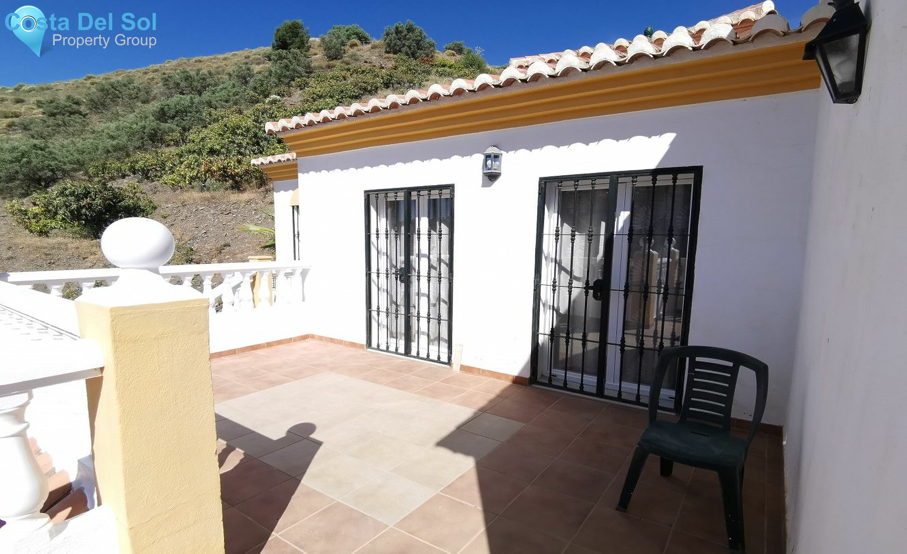Detached Villa in Sayalonga-1145623