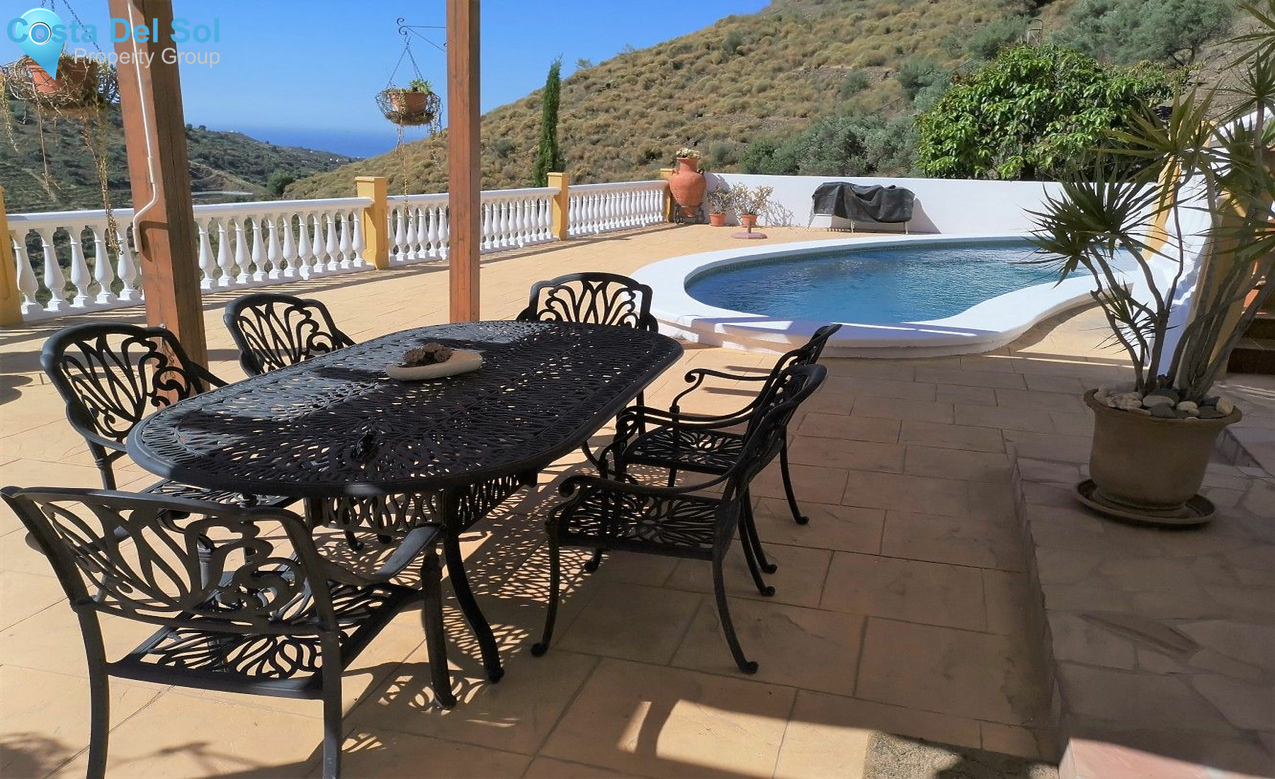 Detached Villa in Sayalonga-1145614