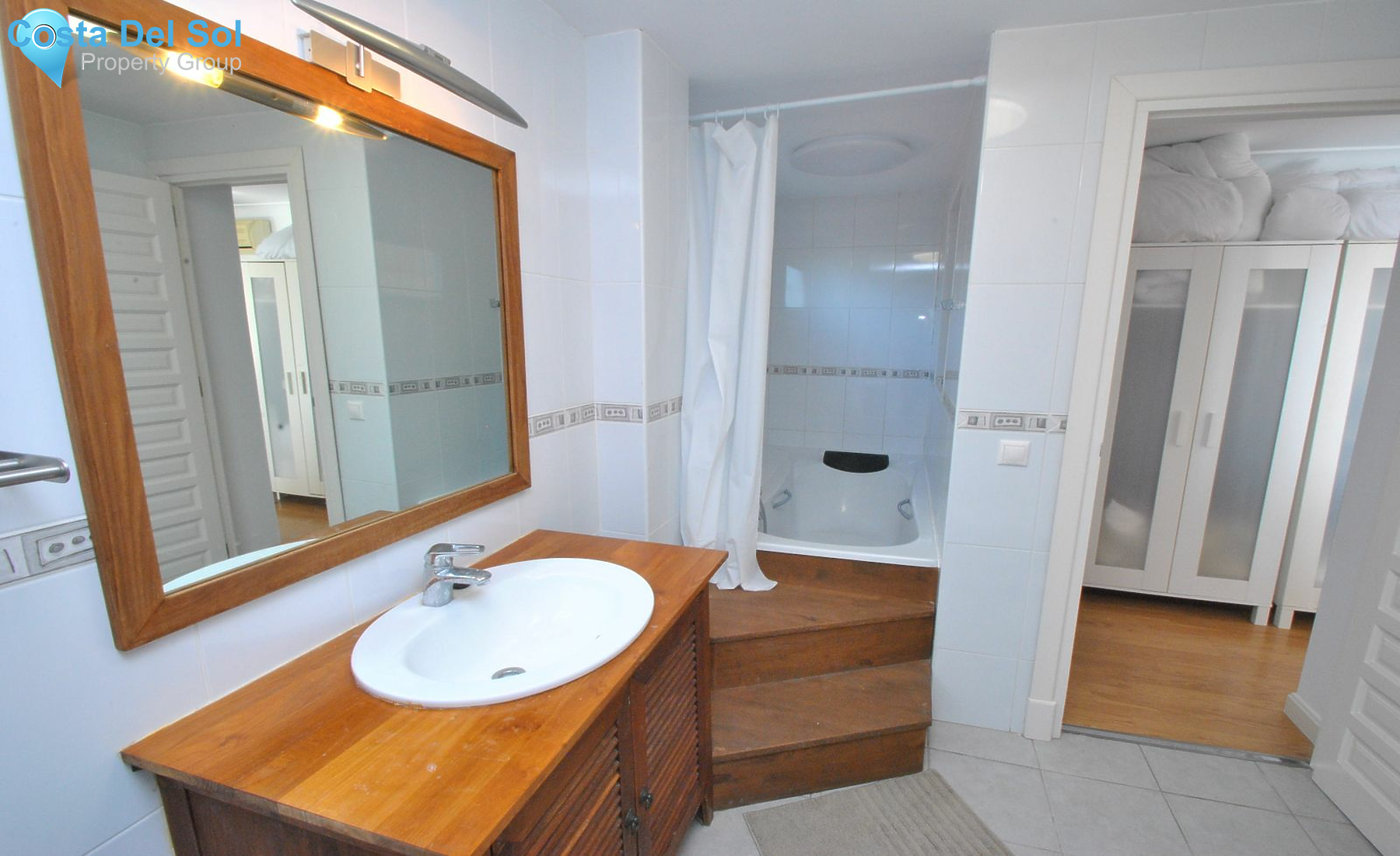 Detached Villa in Sierrezuela-1171619