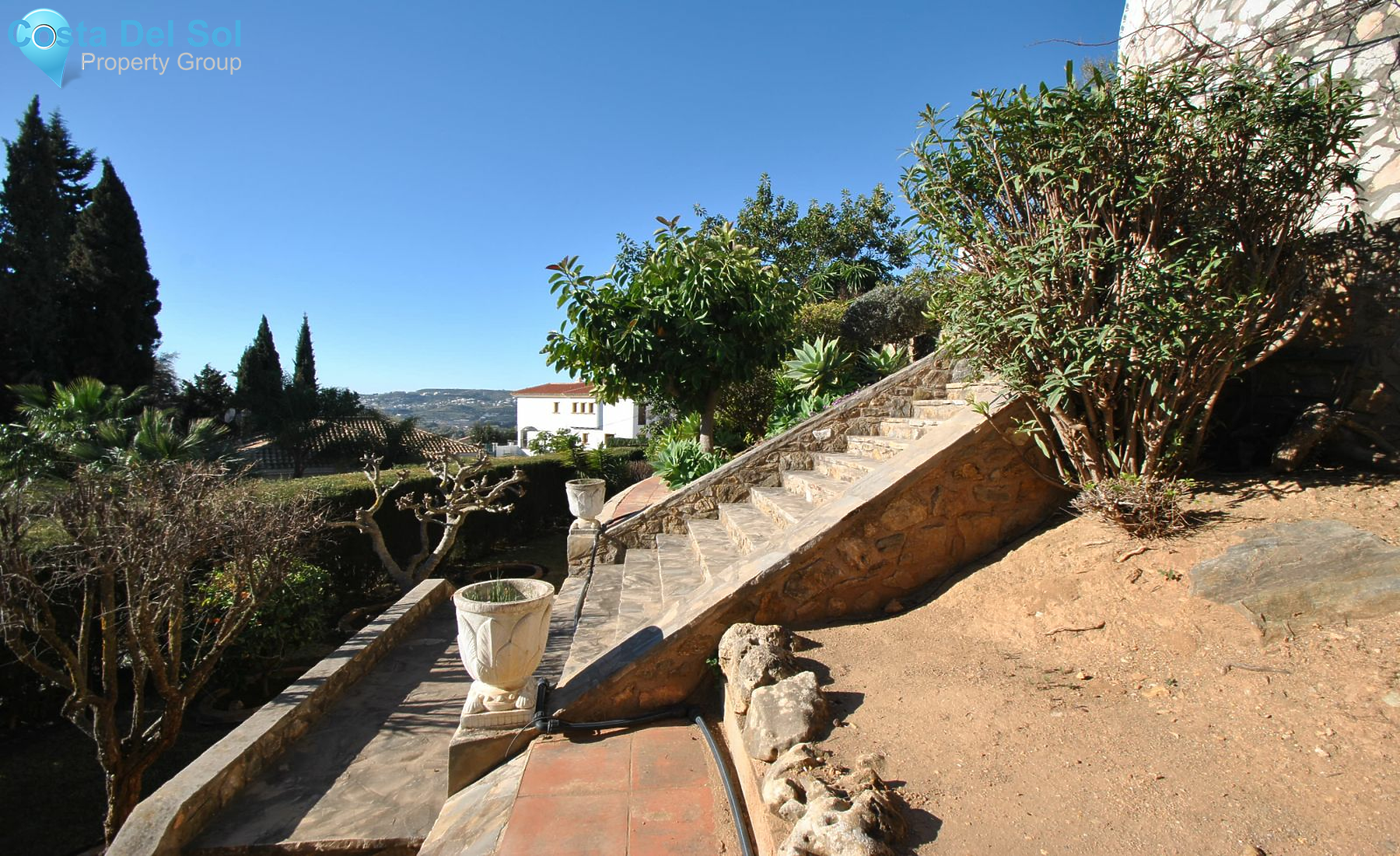 Detached Villa in Sierrezuela-1171627