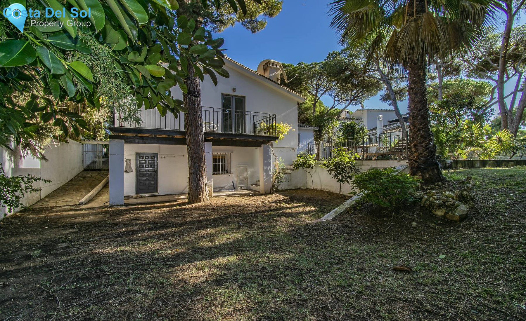 Detached Villa in The Golden Mile-1145149