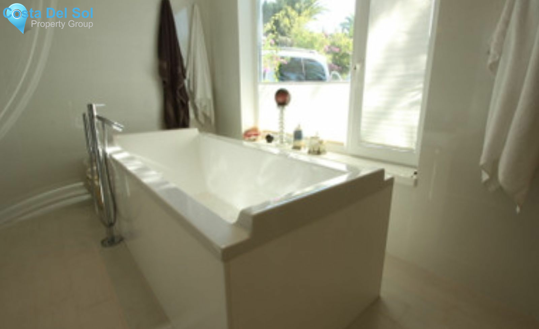 Detached Villa in Valtocado-1464502