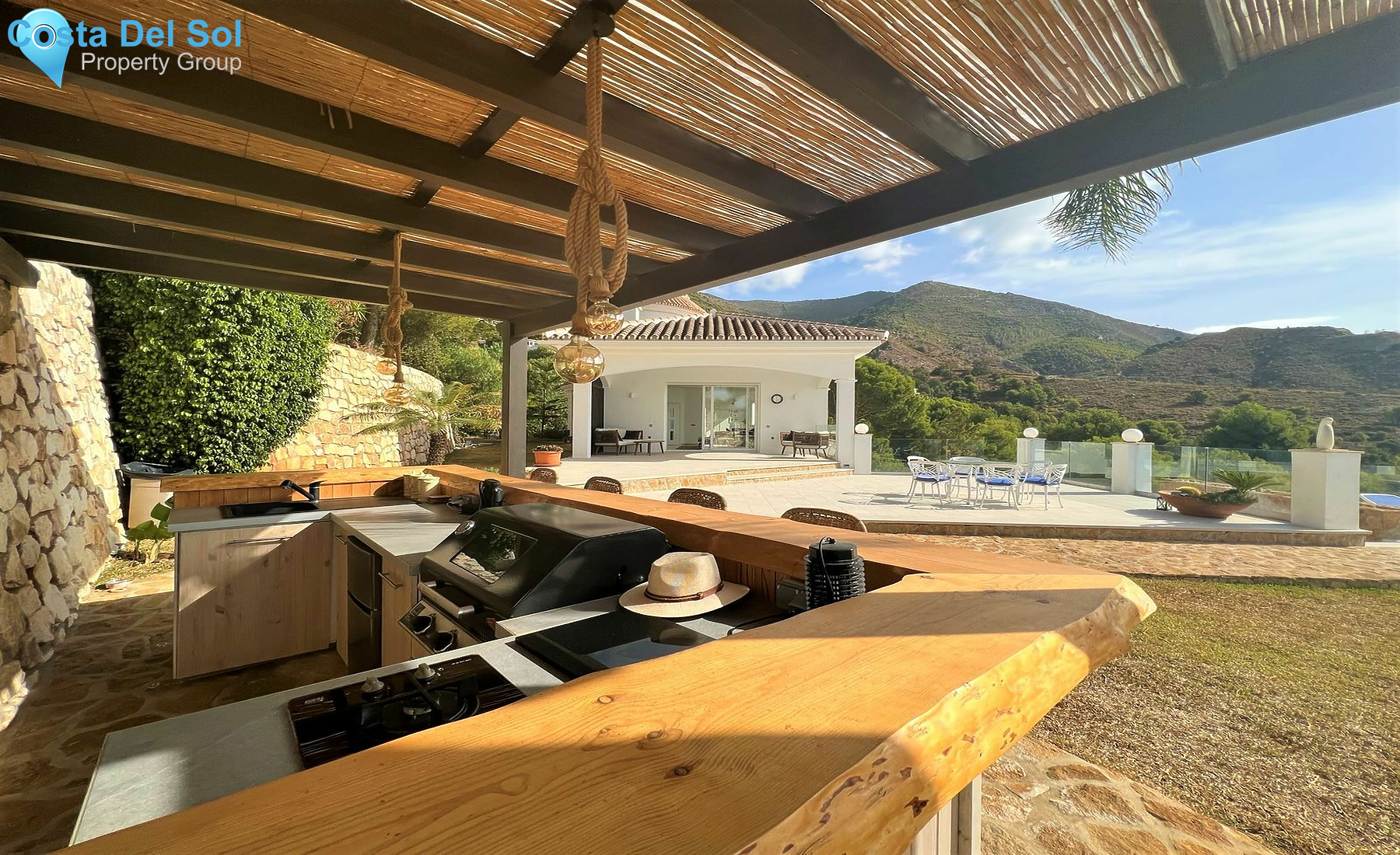 Detached Villa in Valtocado-1466874