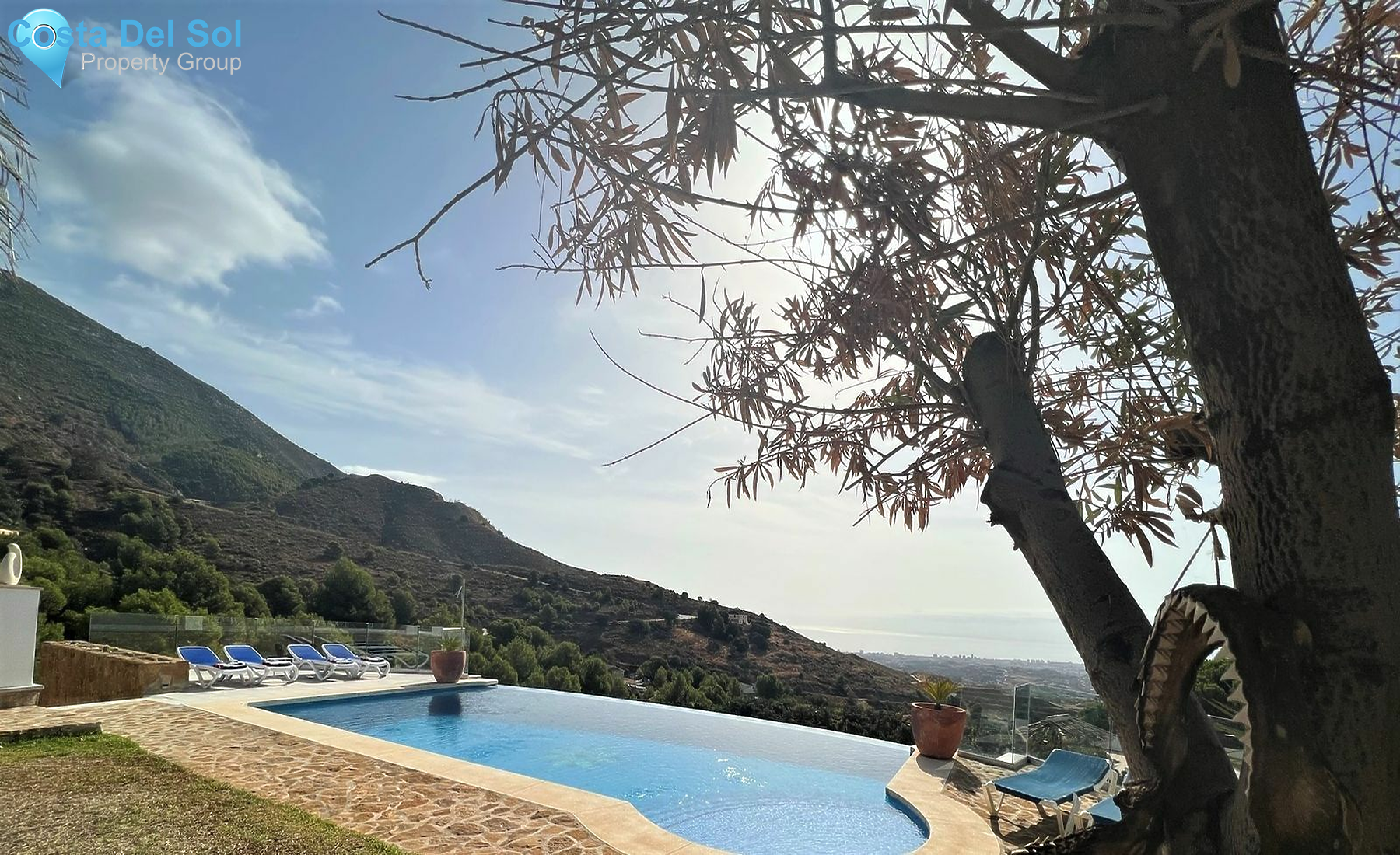 Detached Villa in Valtocado-1466875