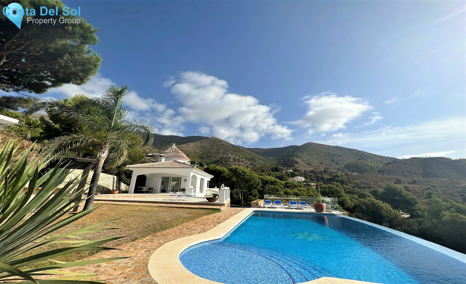 Detached Villa in Valtocado-1466876