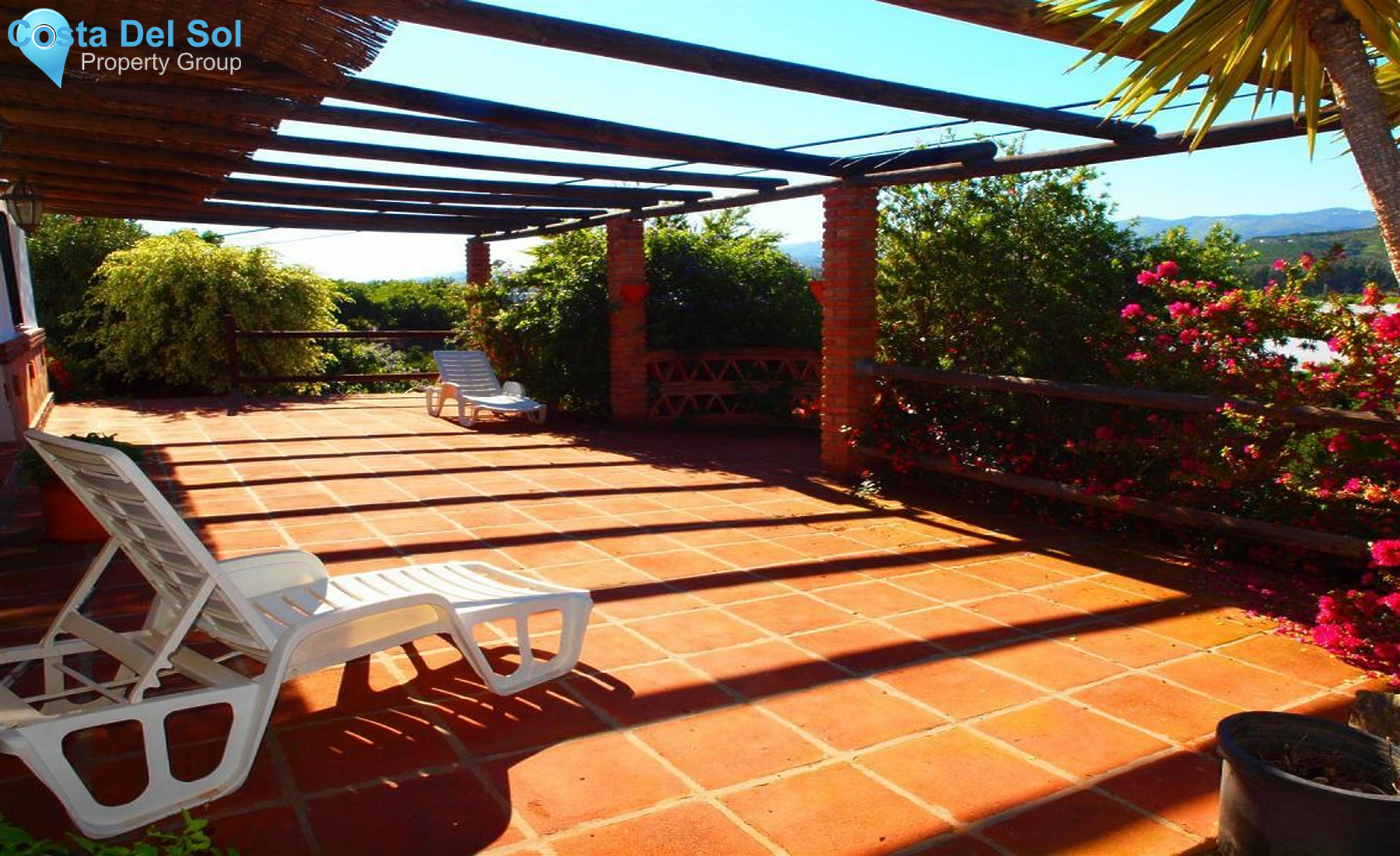 Detached Villa in Vélez-Málaga-1208731