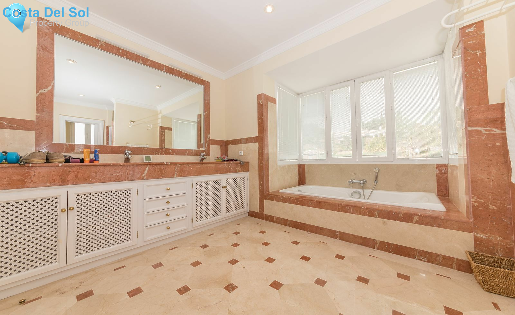 Duplex in La Heredia-1515926