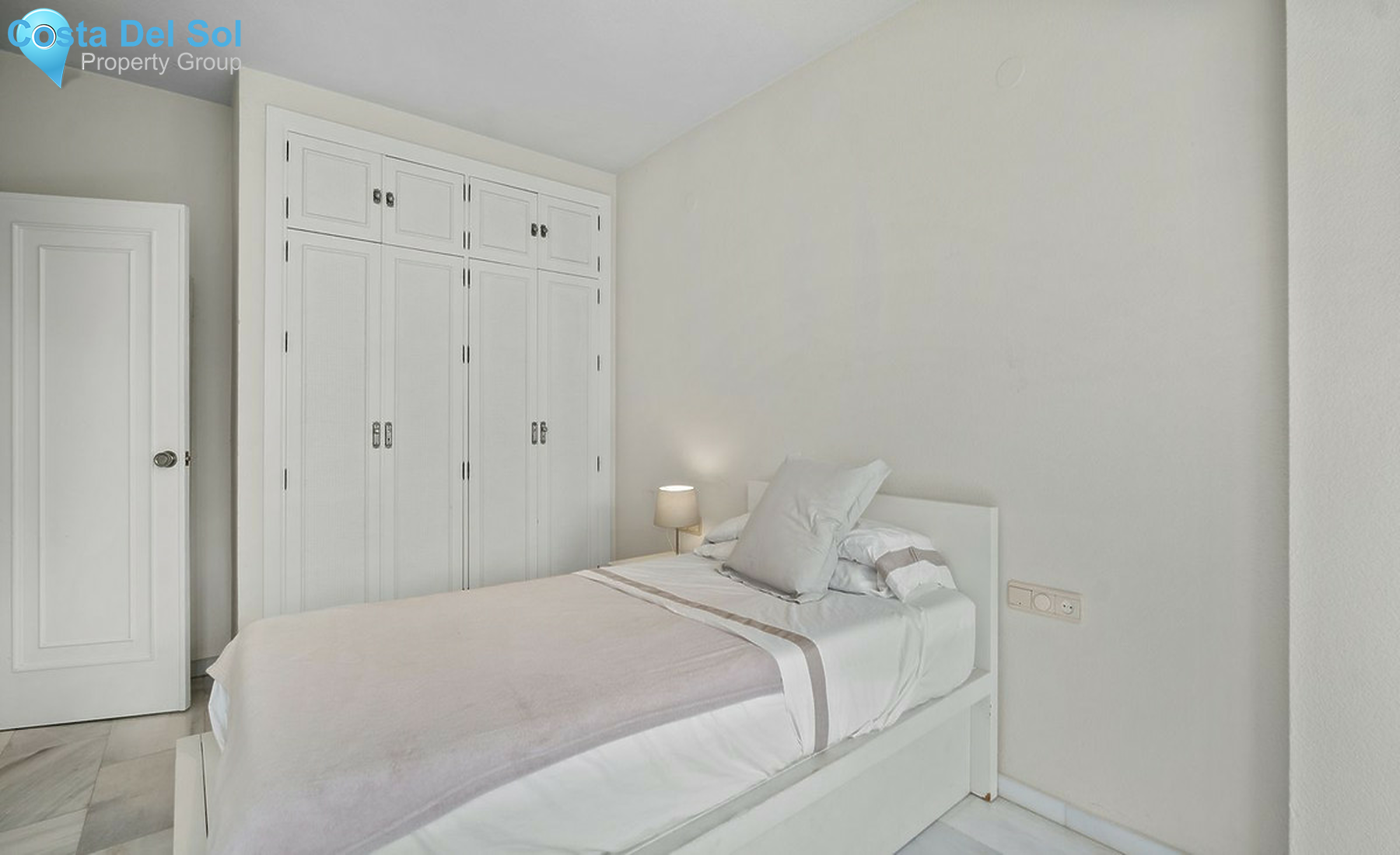 Duplex in The Golden Mile-1435007