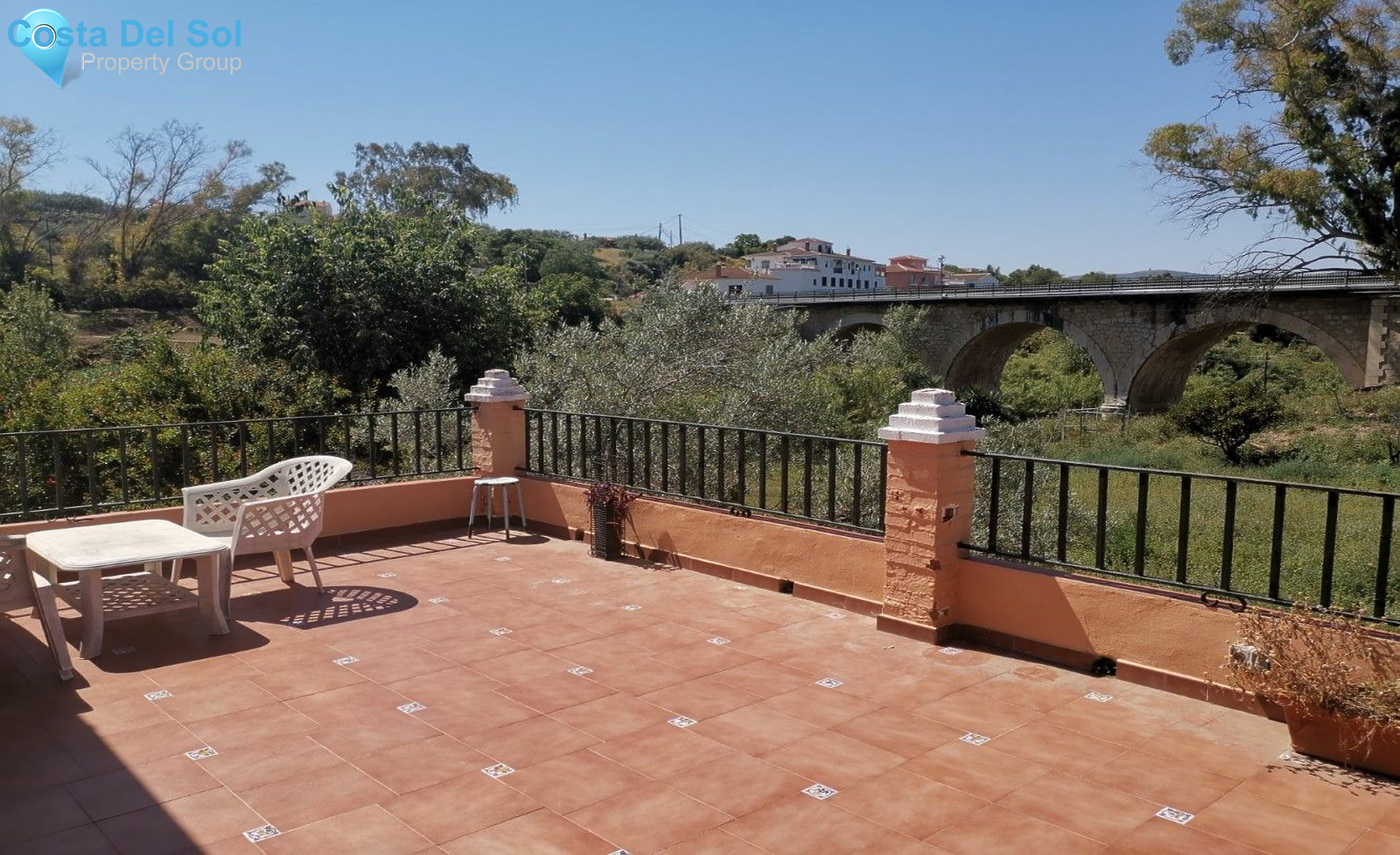 Finca - Cortijo in Alcaucín-1227456