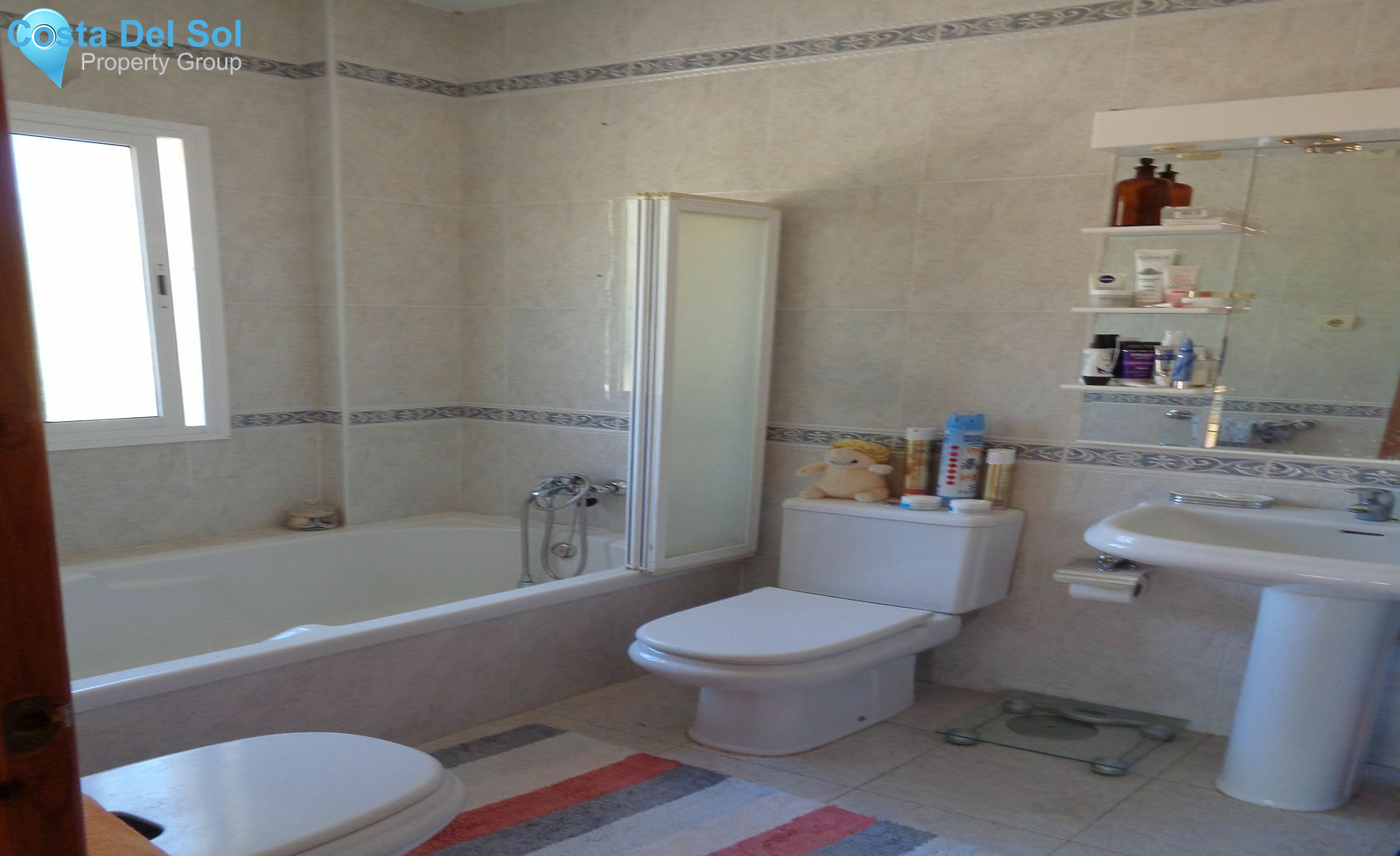 Finca - Cortijo in Alhaurín de la Torre-1390788