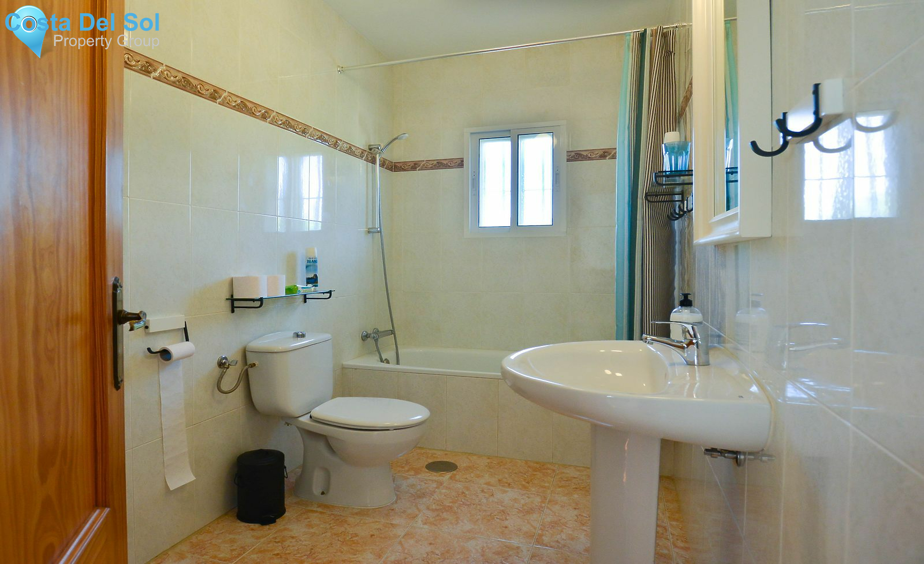 Finca - Cortijo in Alhaurín de la Torre-1444647