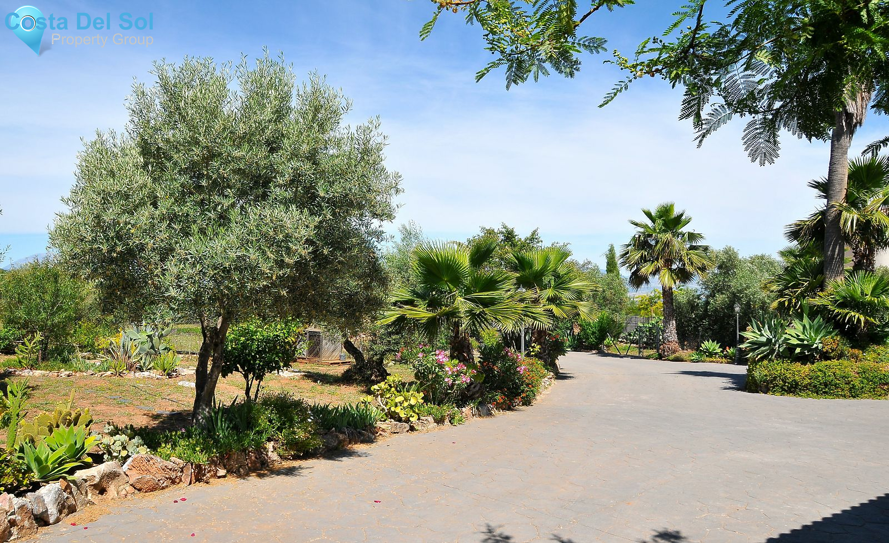 Finca - Cortijo in Alhaurín el Grande-1152389