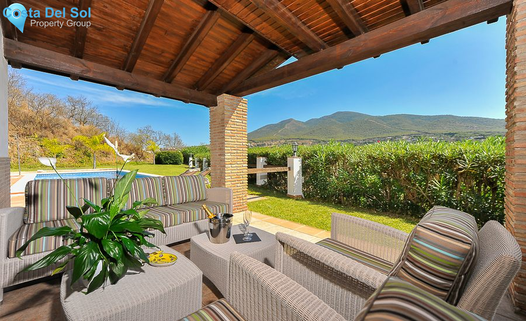 Finca - Cortijo in Alhaurín el Grande-1426346