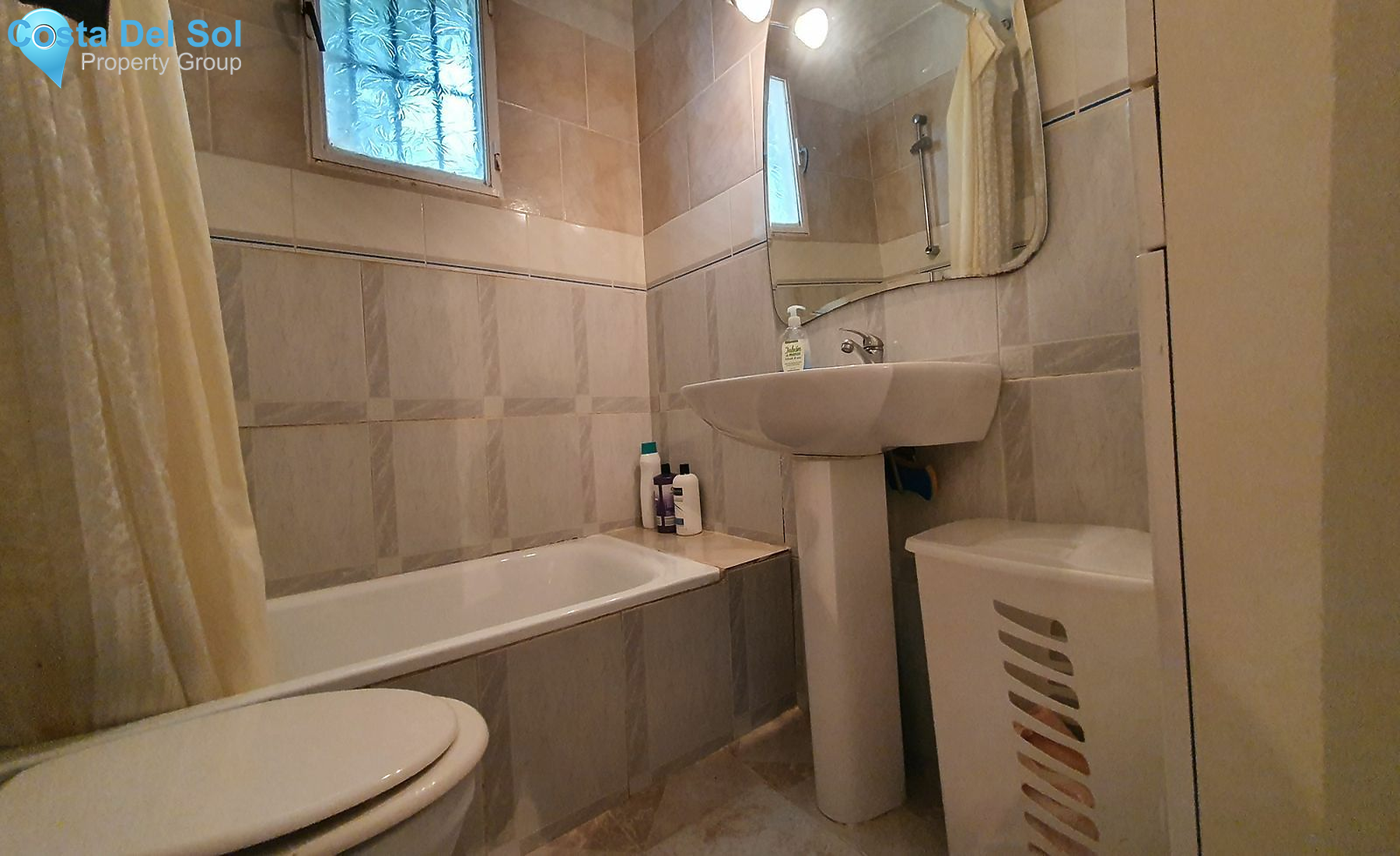 Finca - Cortijo in Alhaurín el Grande-1545576