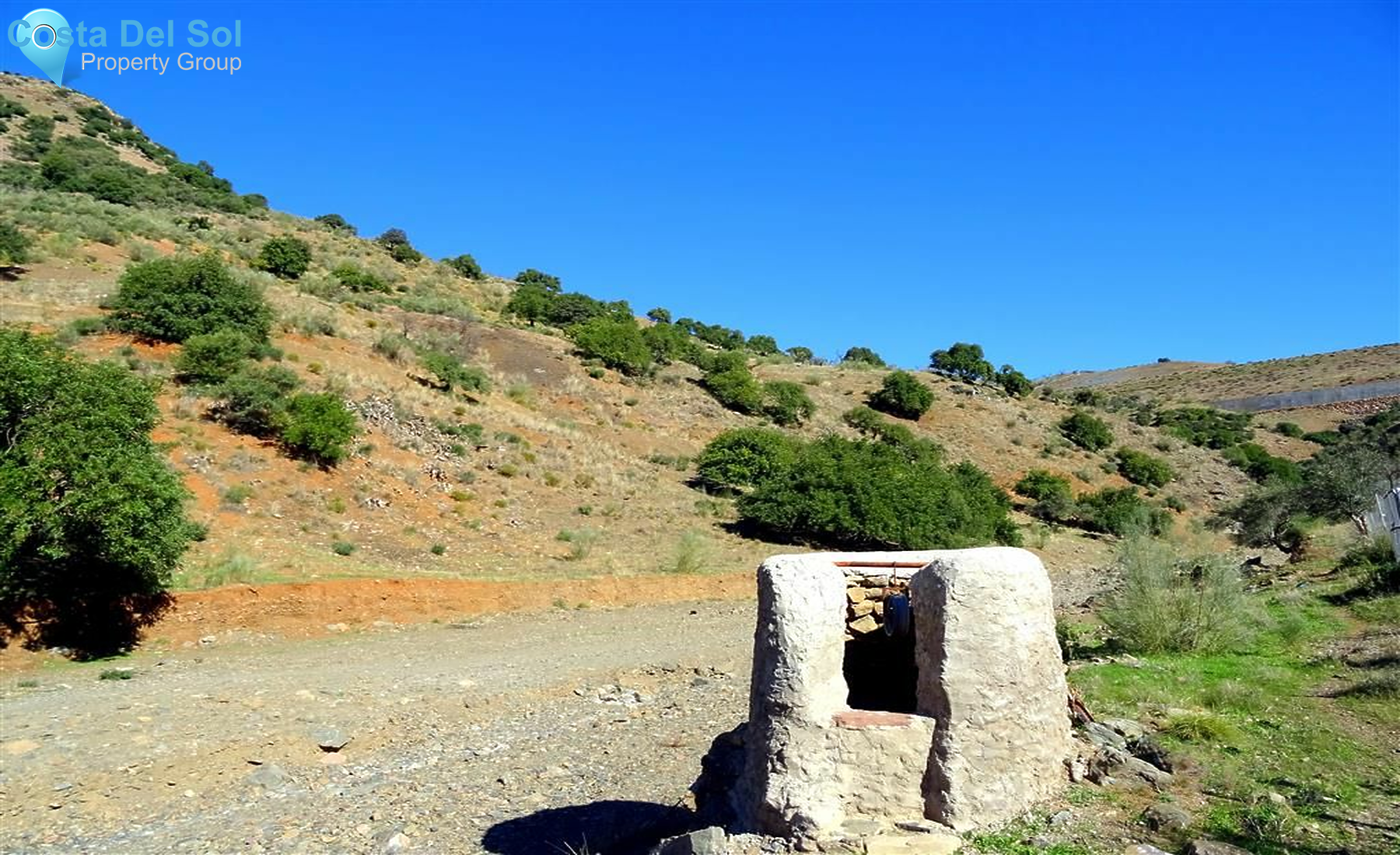 Finca - Cortijo in Almogía-1132411