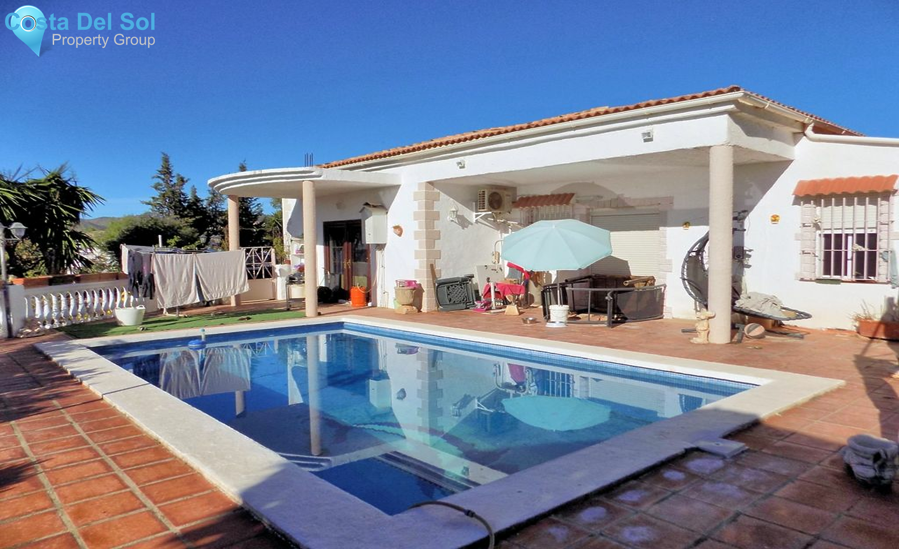 Finca - Cortijo in Almogía