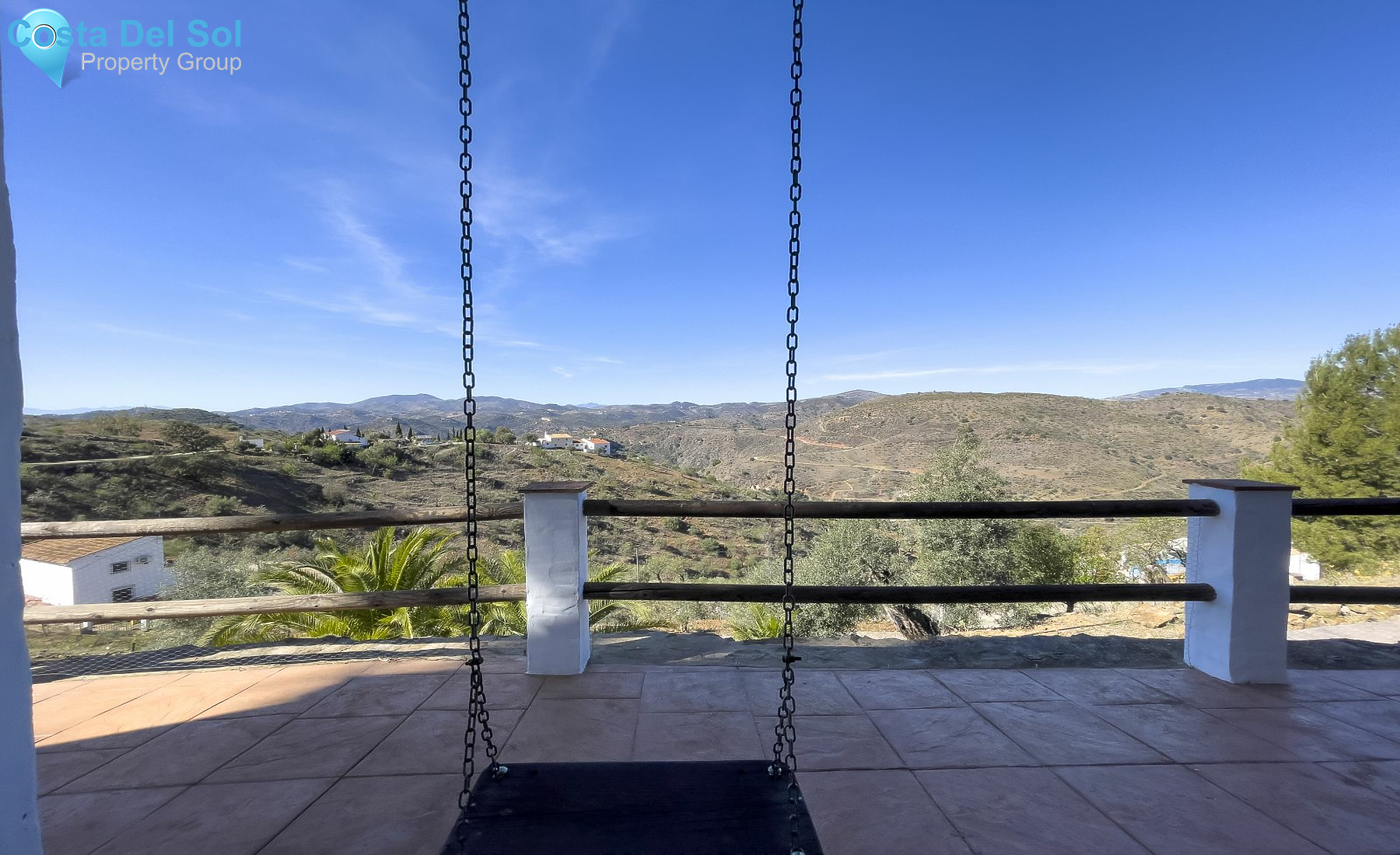 Finca - Cortijo in Almogía-1210937