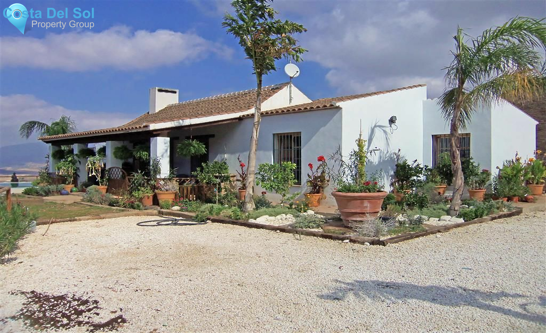 Finca - Cortijo in Alora