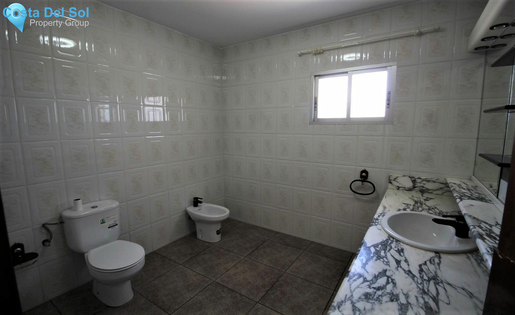 Finca - Cortijo in Canillas de Aceituno-1230690