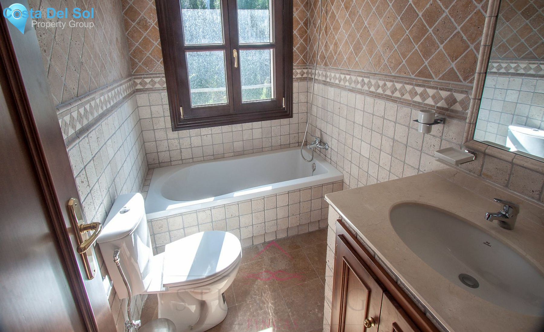 Finca - Cortijo in Casares-1425127