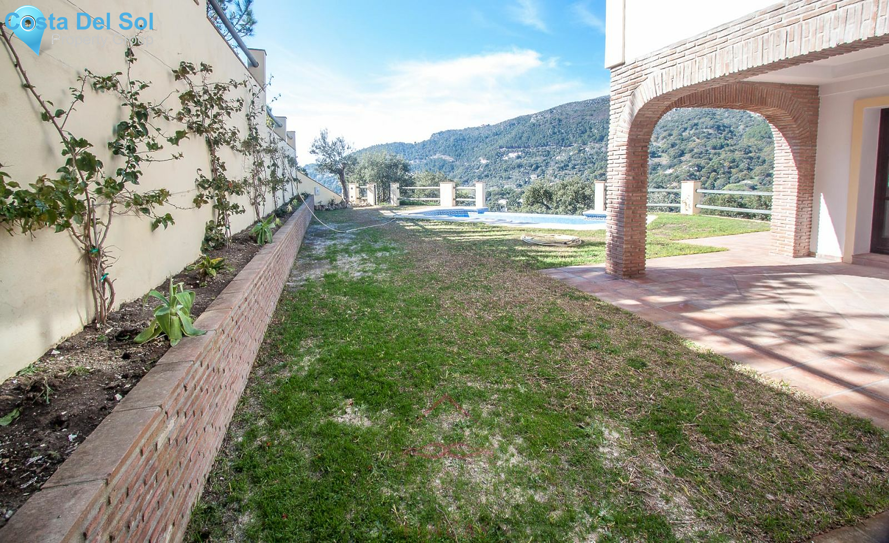 Finca - Cortijo in Casares-1425128